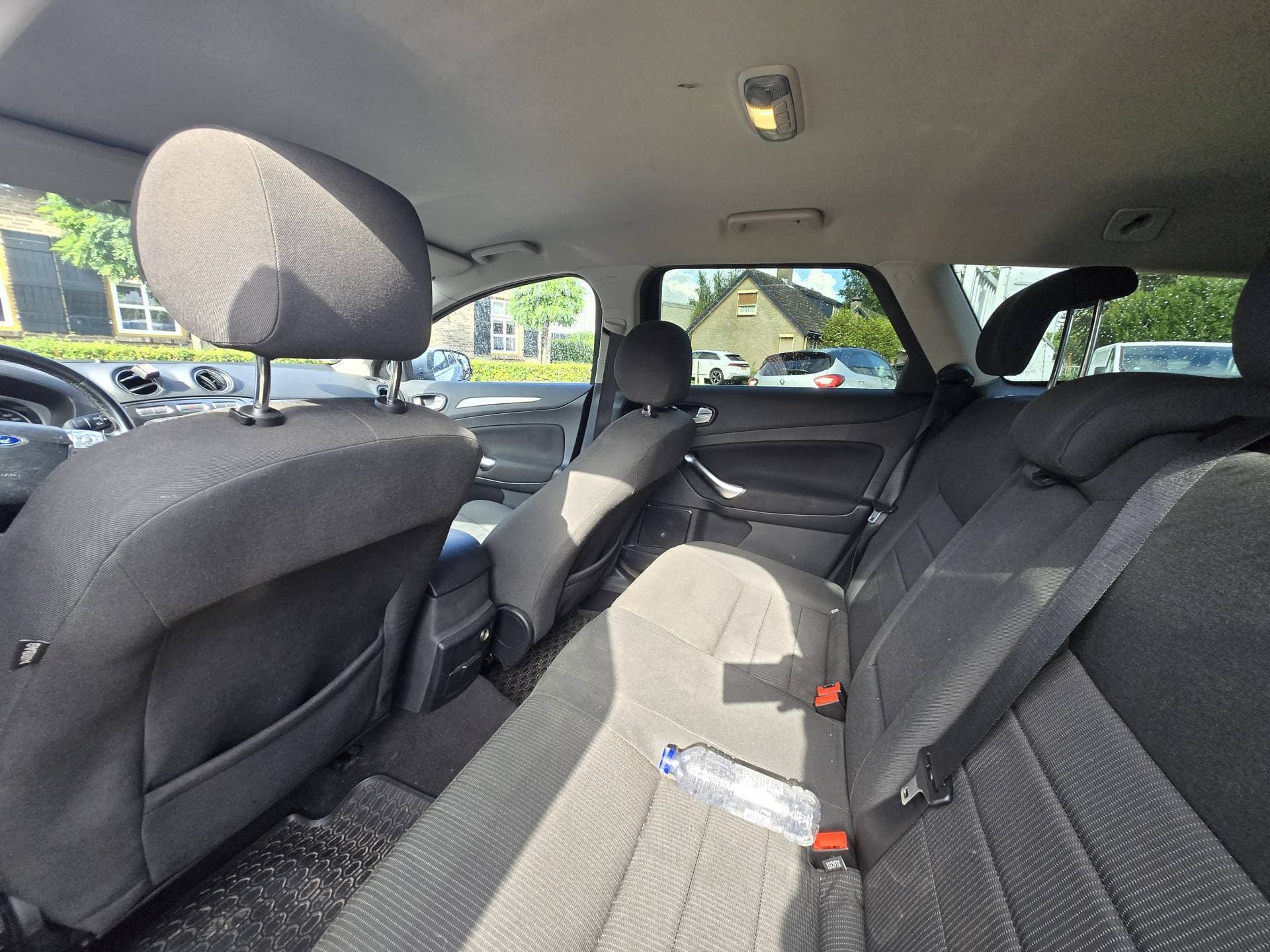 Ford Mondeo thumbnail 11