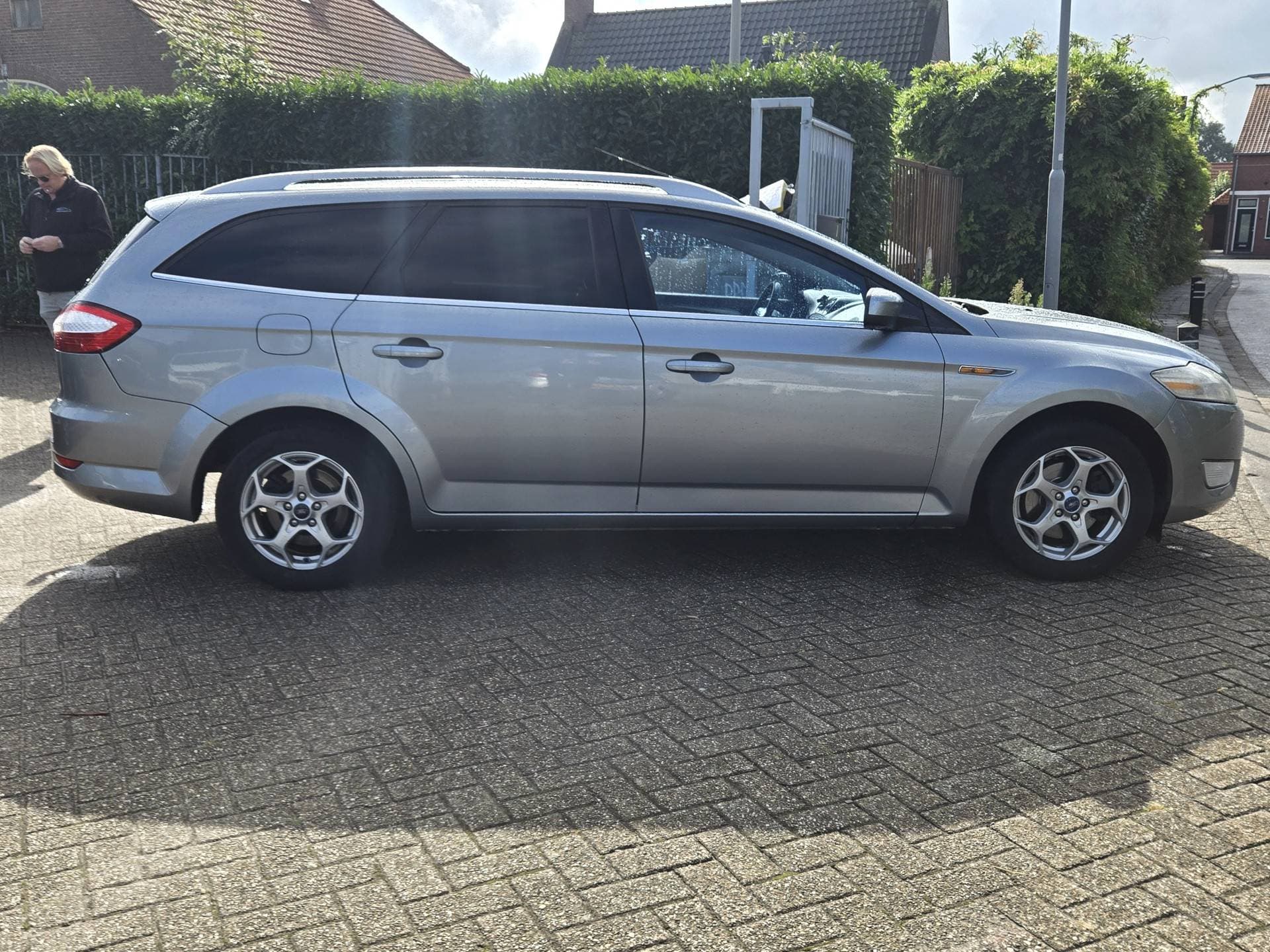 Ford Mondeo thumbnail 8