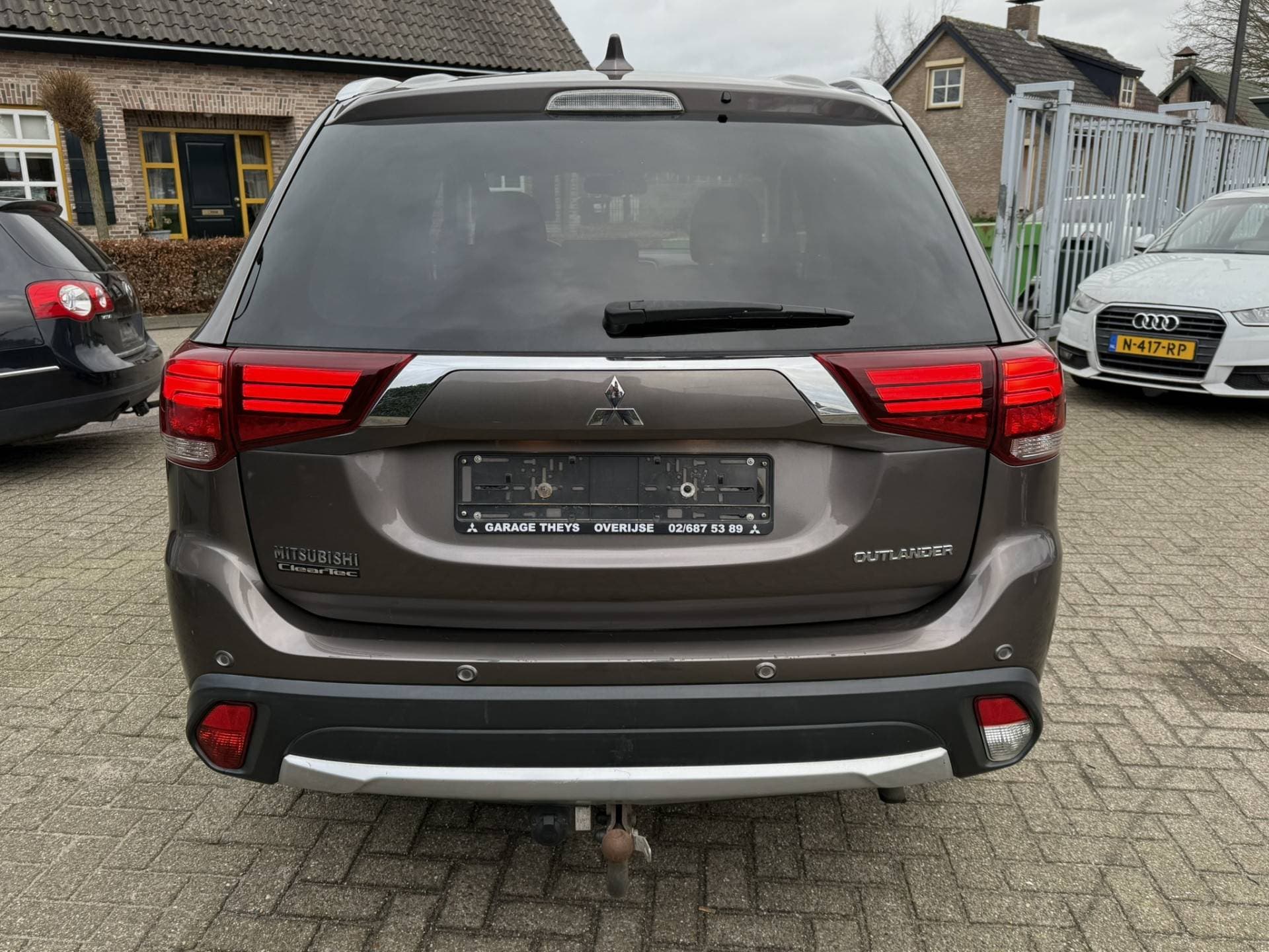 Mitsubishi Outlander thumbnail 13