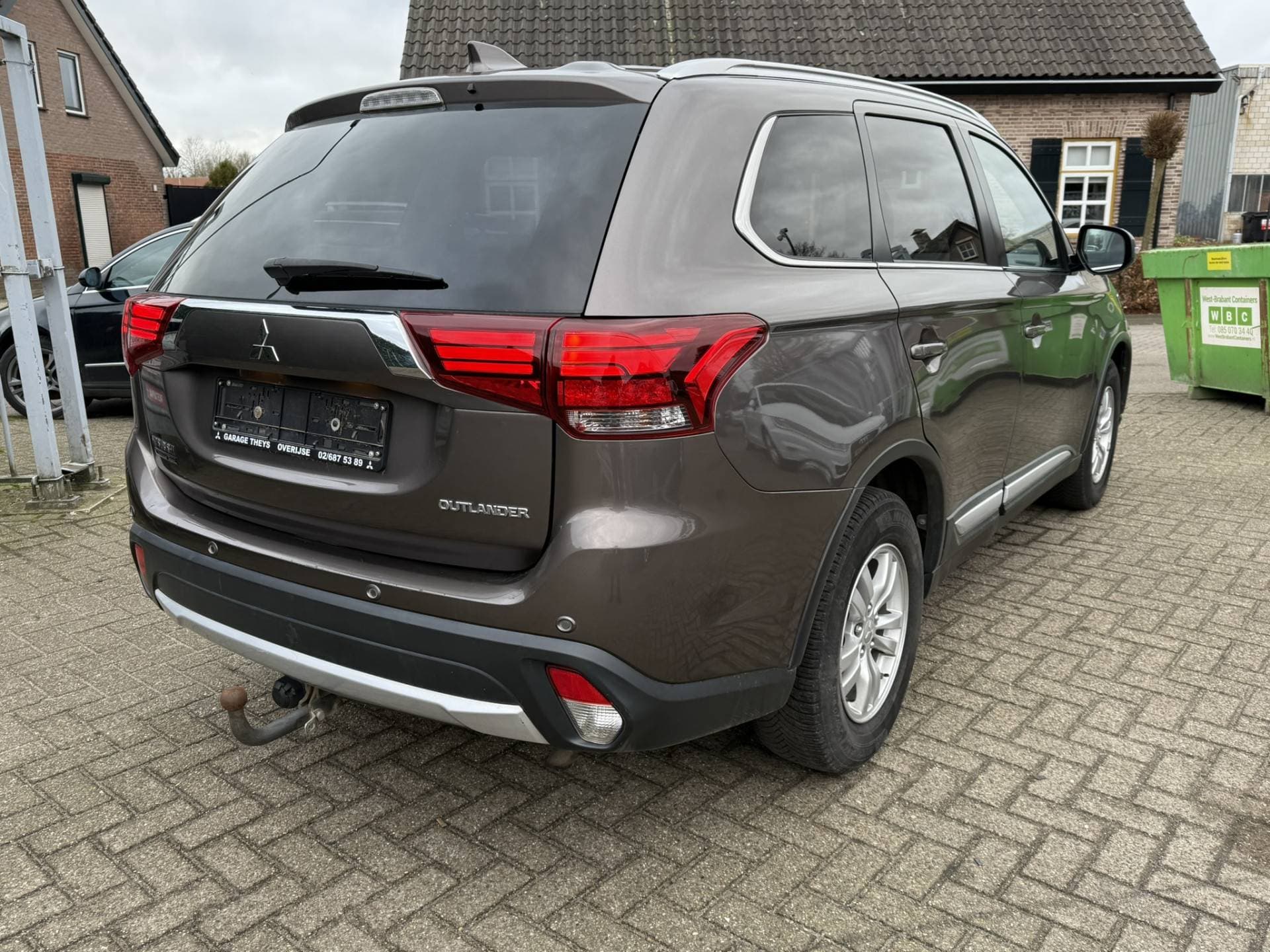 Mitsubishi Outlander thumbnail 14
