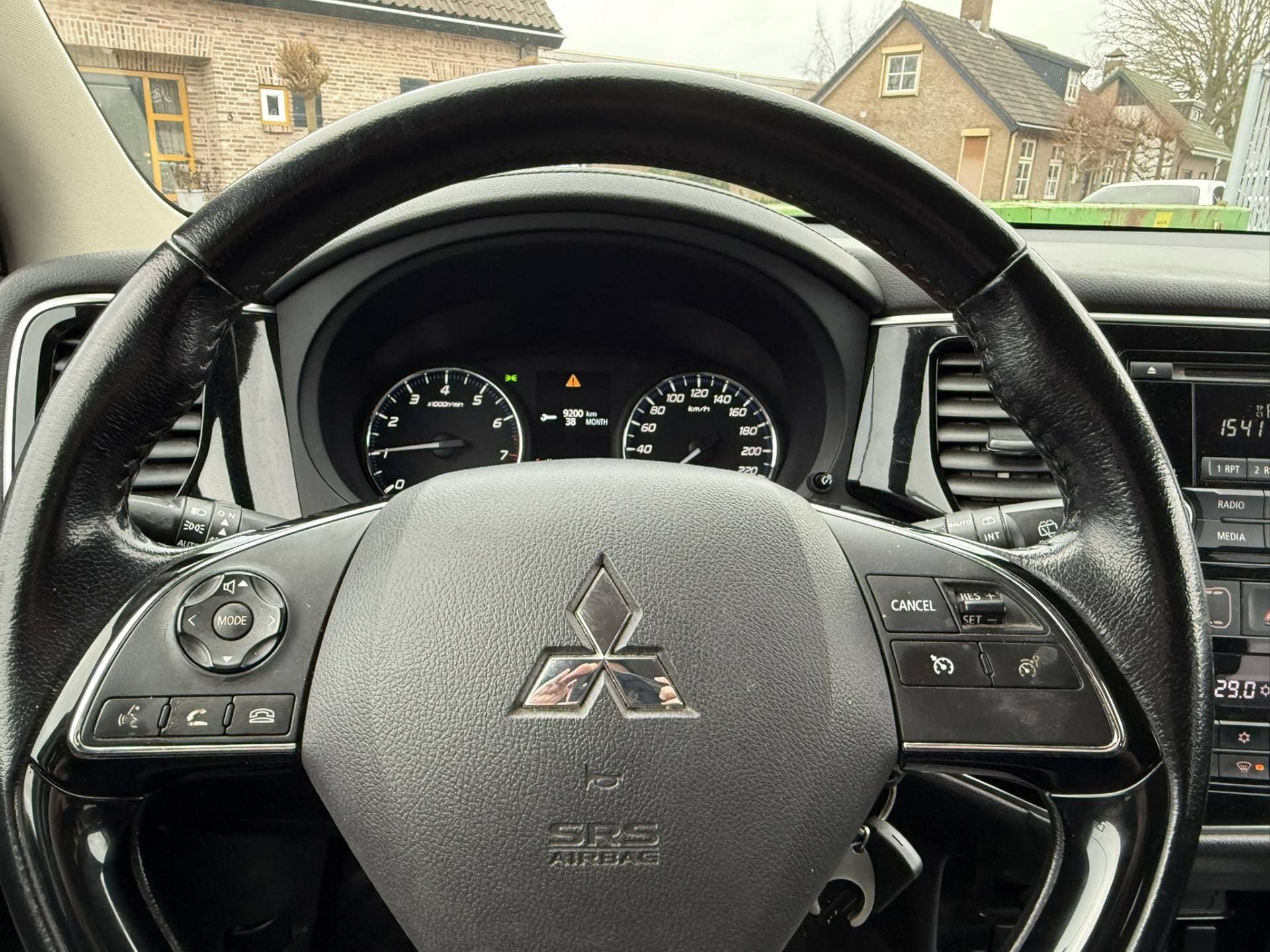 Mitsubishi Outlander thumbnail 23