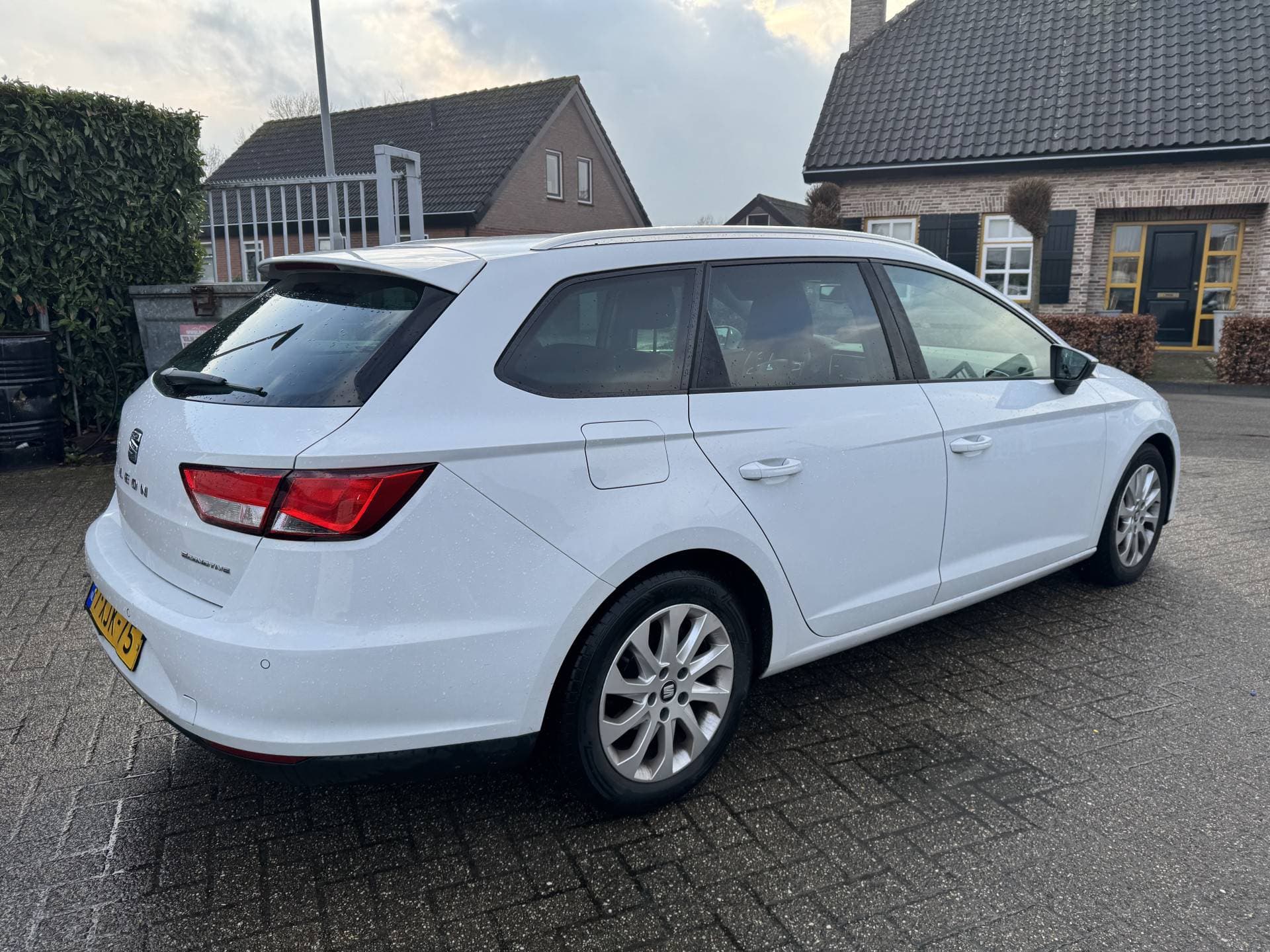 Seat Leon thumbnail 8