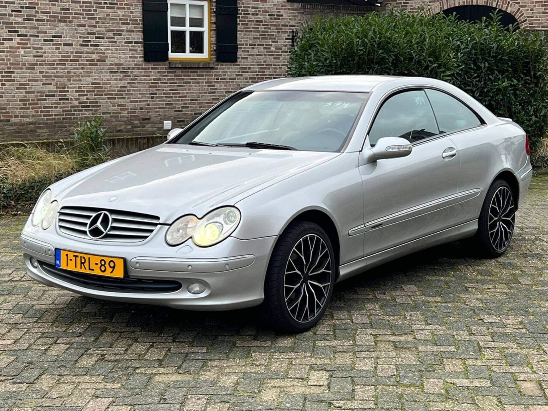 Mercedes-Benz CLK thumbnail 3