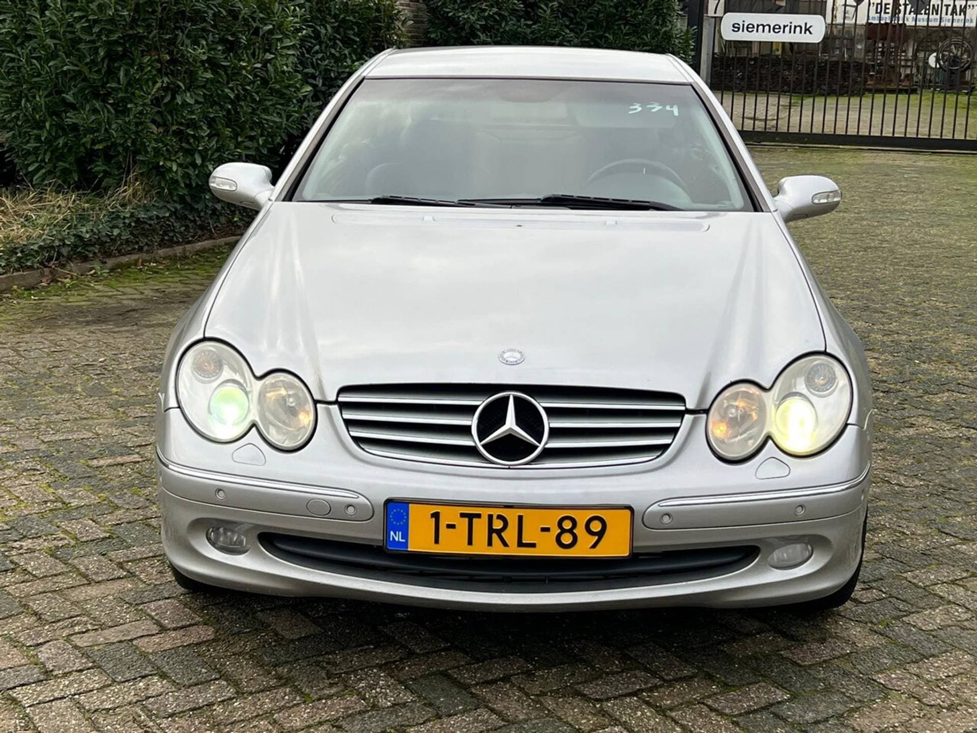 Mercedes-Benz CLK thumbnail 5