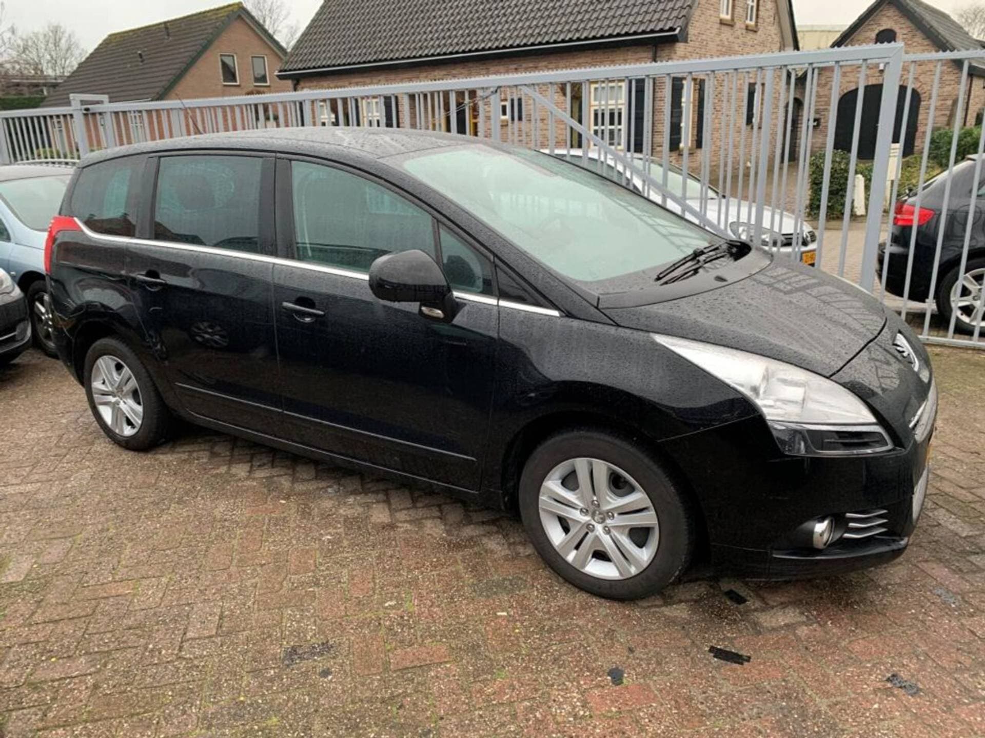 Peugeot 5008 thumbnail 5