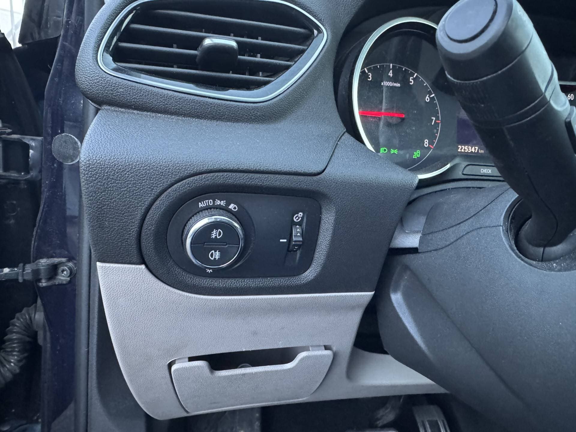 Opel Grandland X thumbnail 18