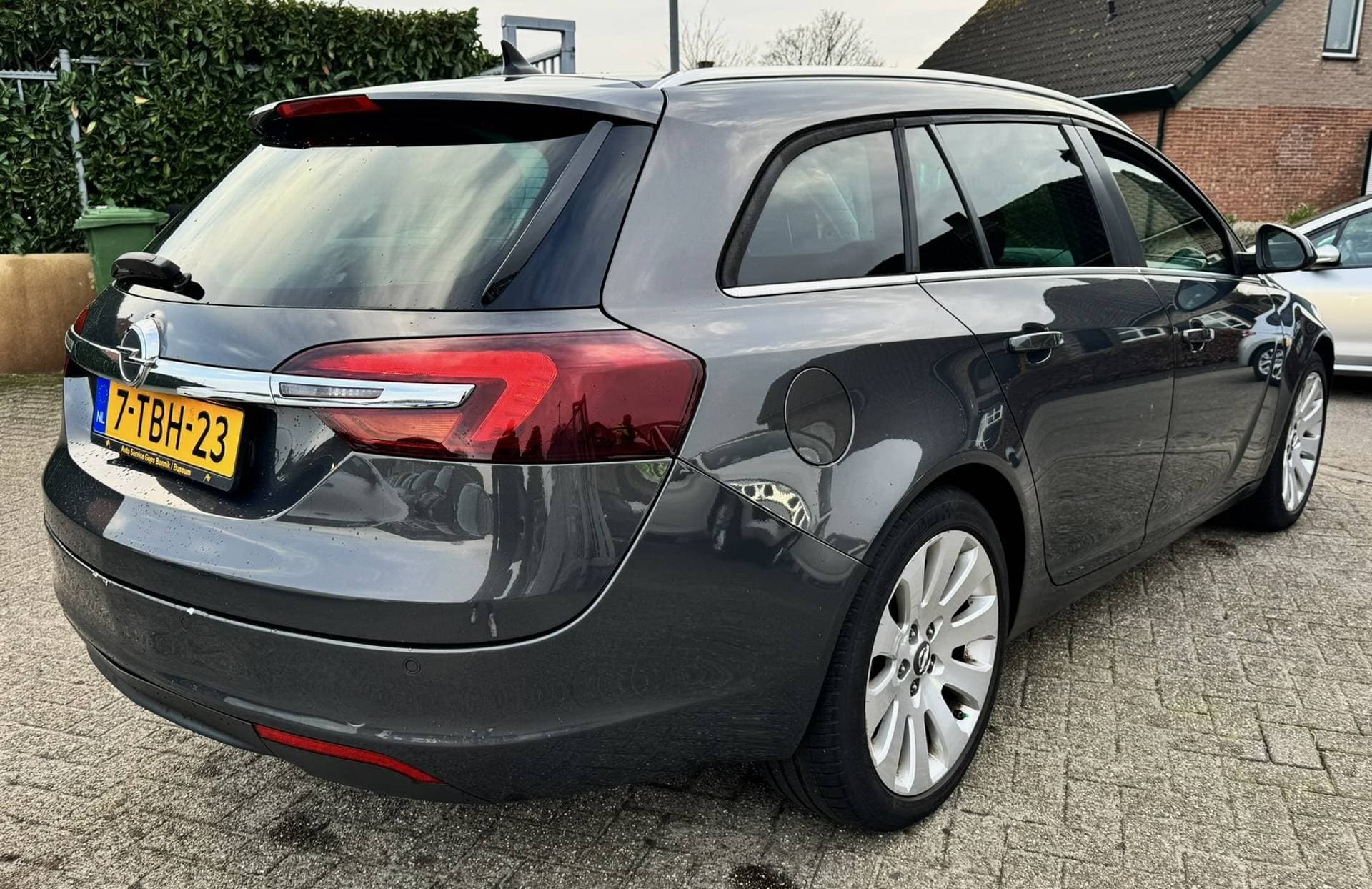 Opel Insignia thumbnail 5