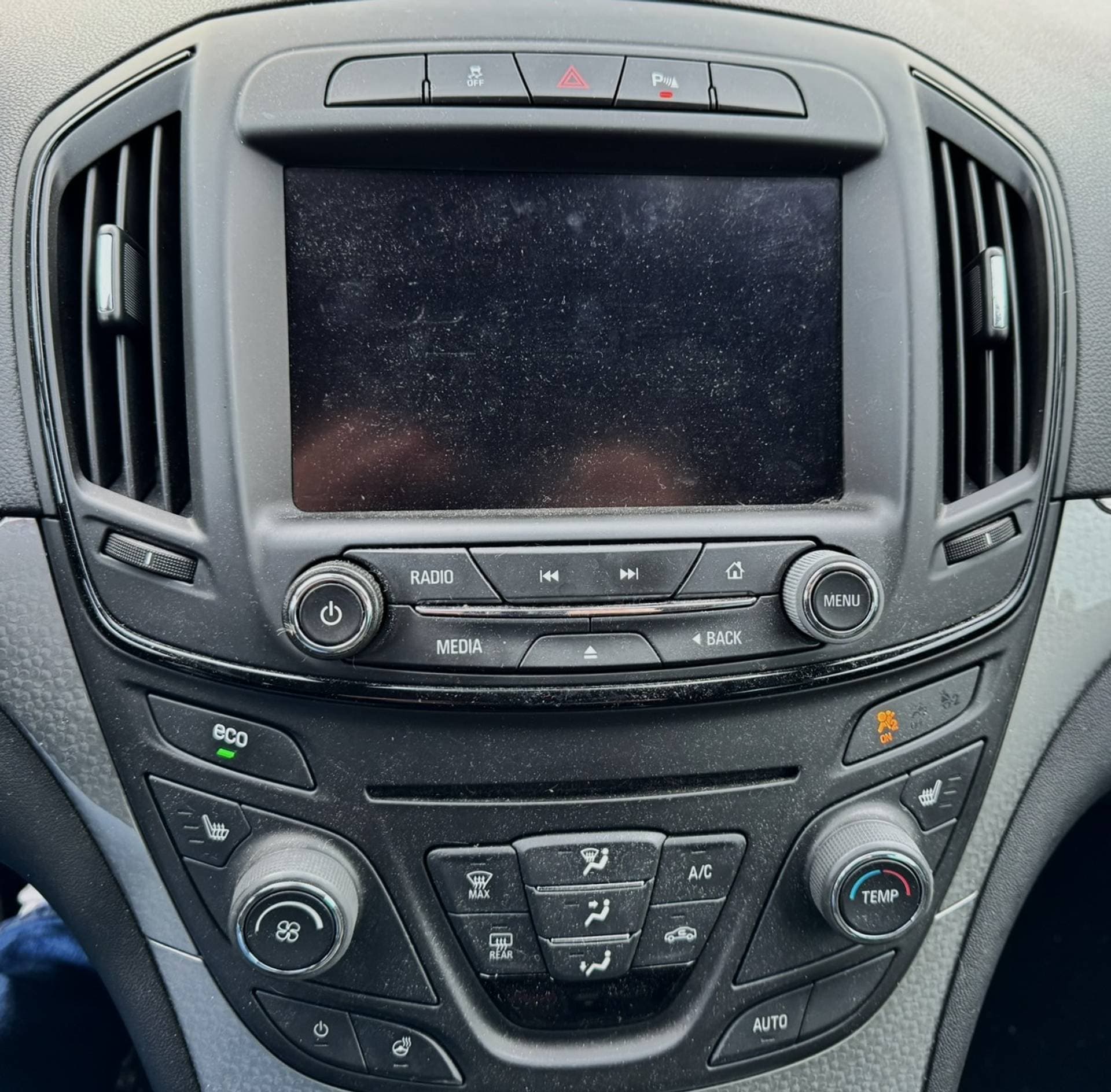 Opel Insignia thumbnail 8