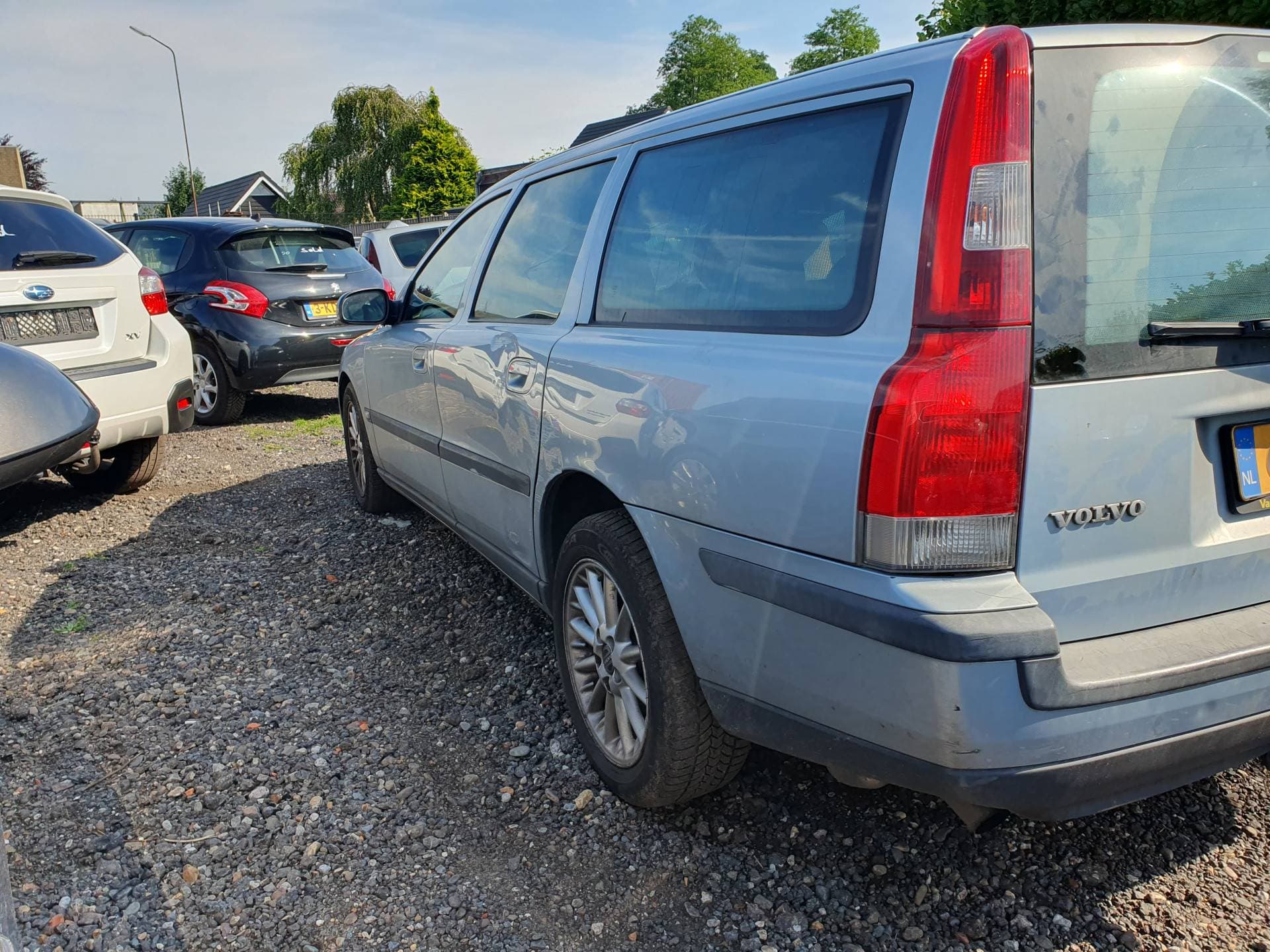 Volvo V70 thumbnail 2