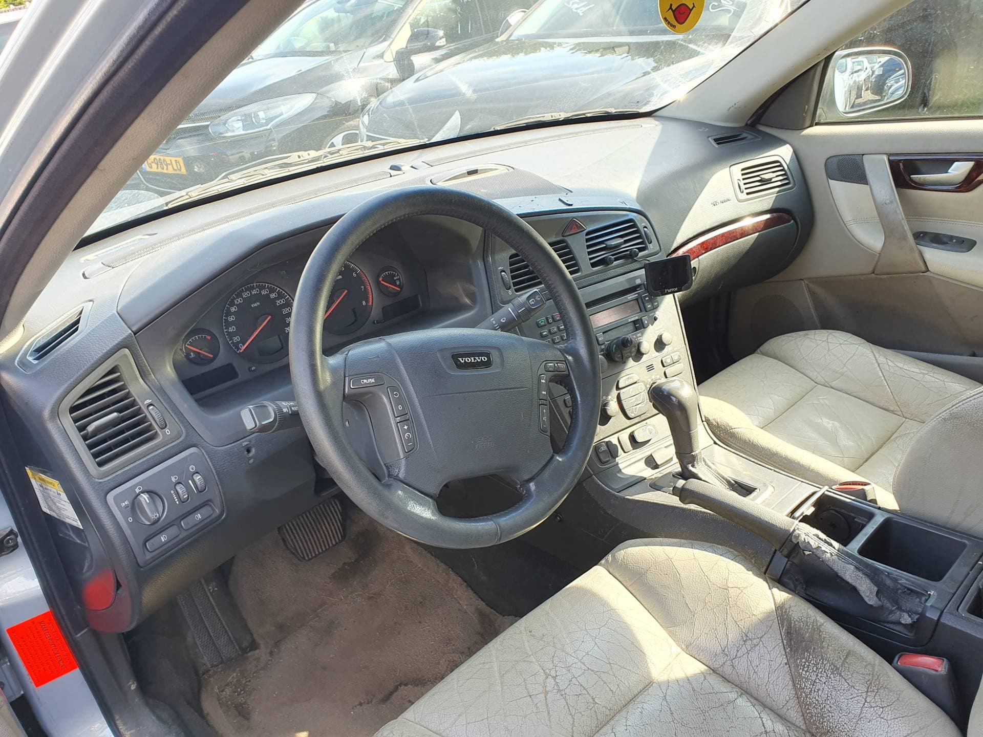 Volvo V70 thumbnail 5