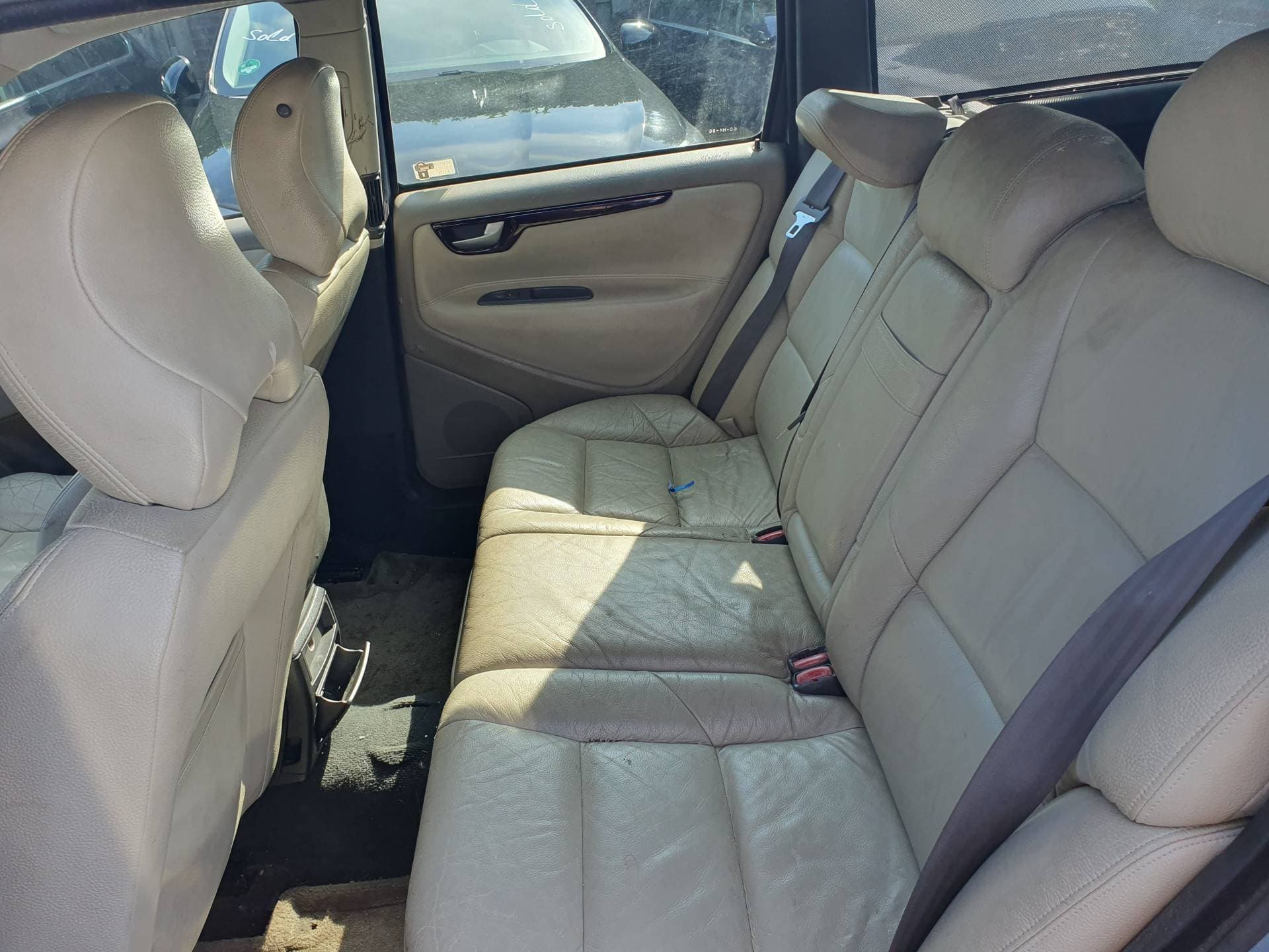 Volvo V70 thumbnail 6