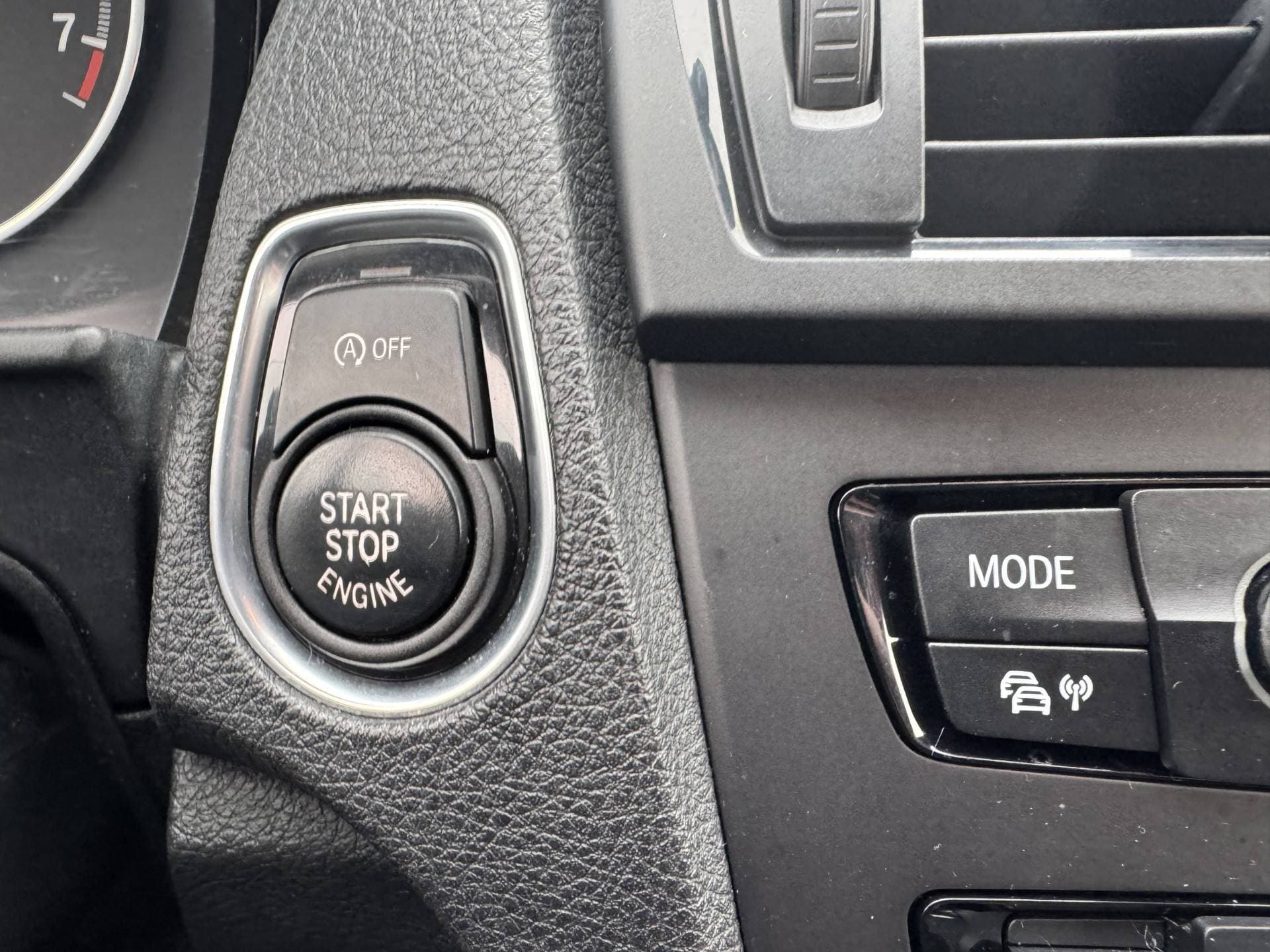 BMW 1 Serie 114i Upgrade Edition thumbnail 13