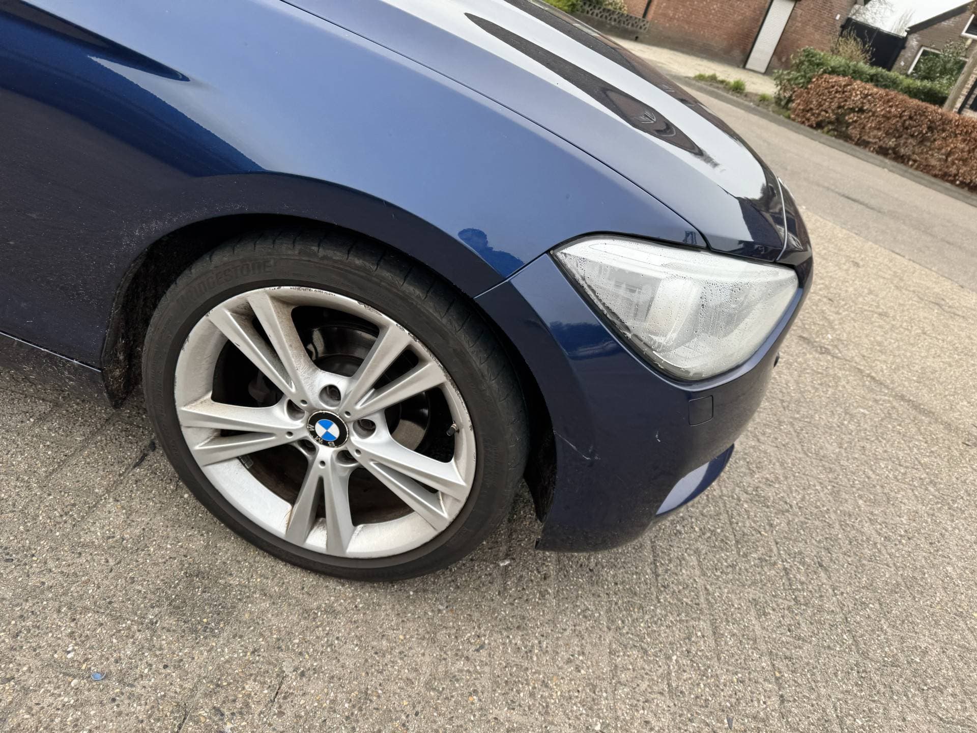 BMW 1 Serie 114i Upgrade Edition thumbnail 3