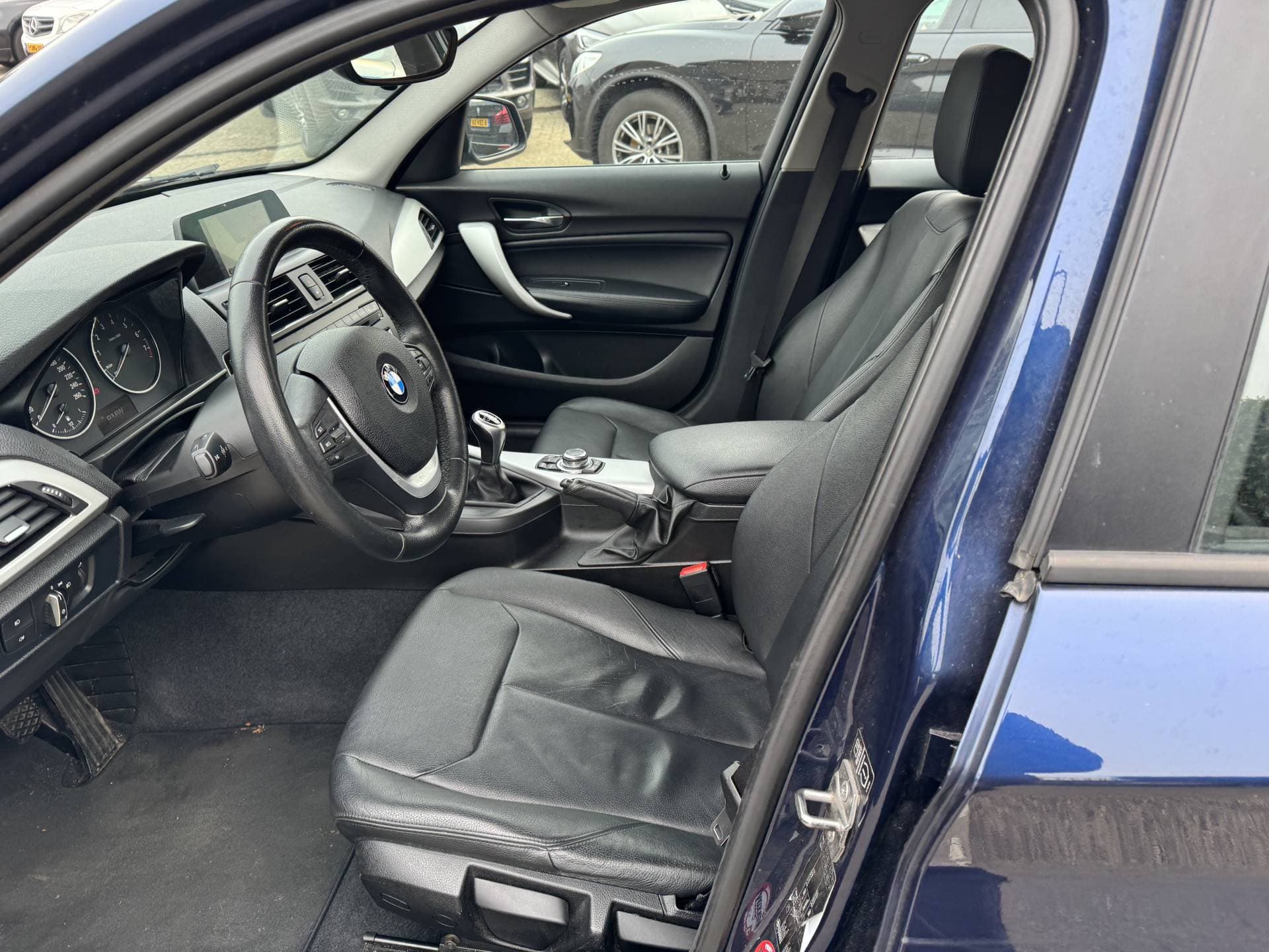 BMW 1 Serie 114i Upgrade Edition thumbnail 9