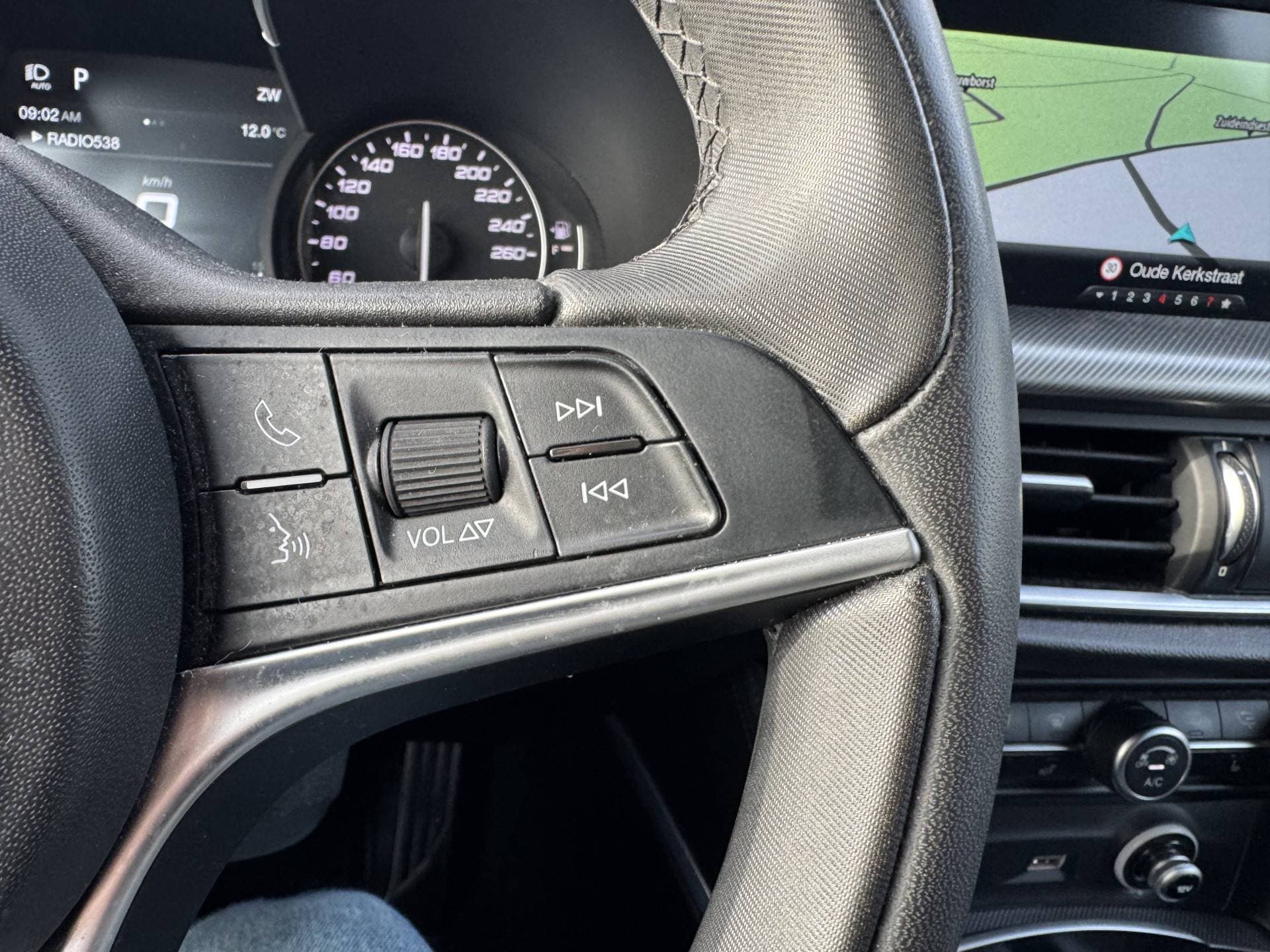 Alfa Romeo Stelvio 2.0 T AWD Super thumbnail 4