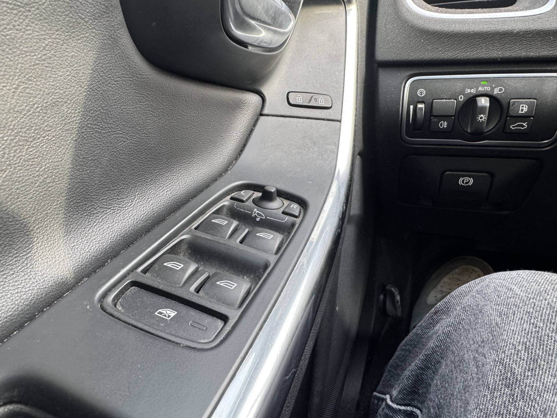 Volvo V60 thumbnail 18