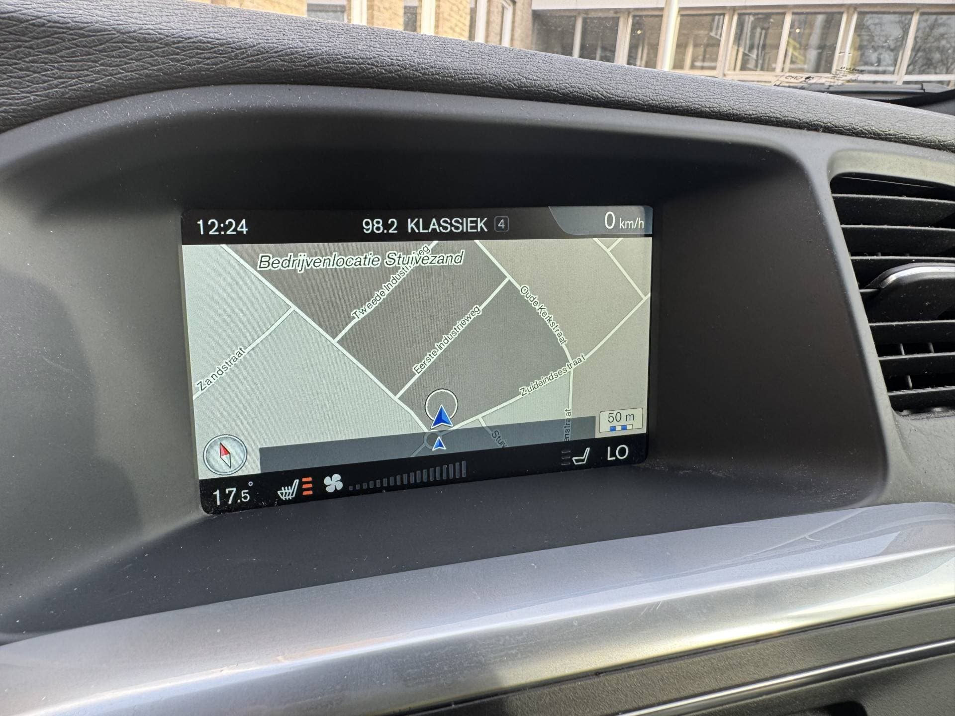 Volvo V60 thumbnail 22