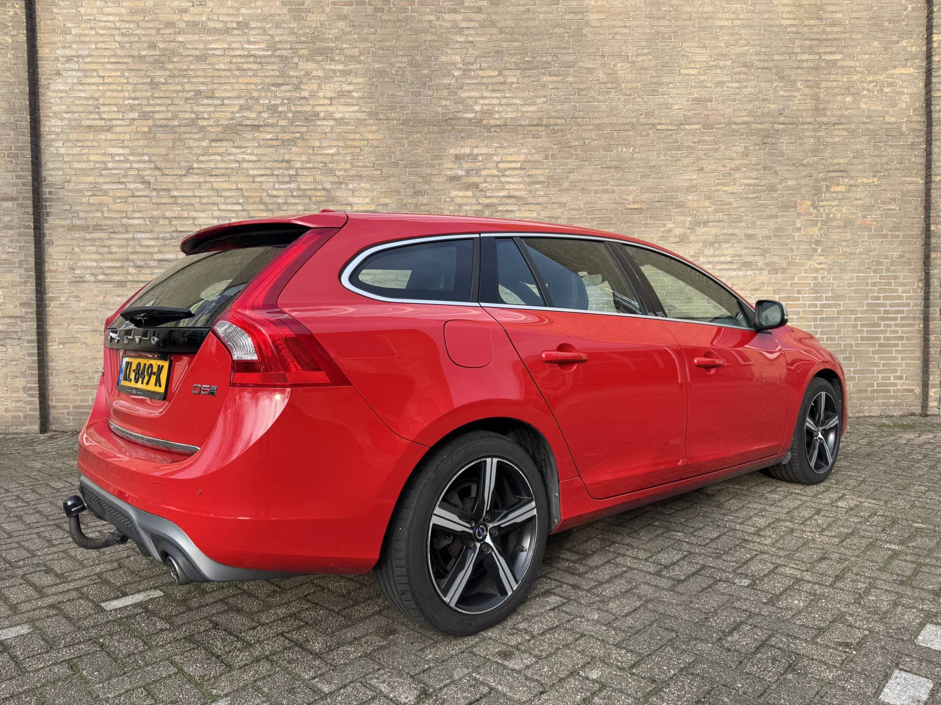 Volvo V60 thumbnail 6