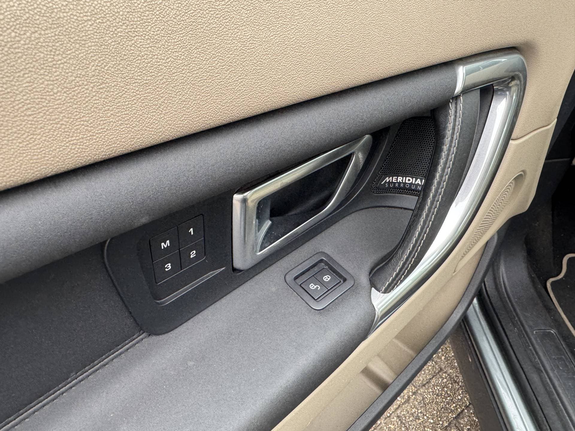 Land Rover Discovery Sport 2.0 TD4 HSE Luxury Automaat thumbnail 17