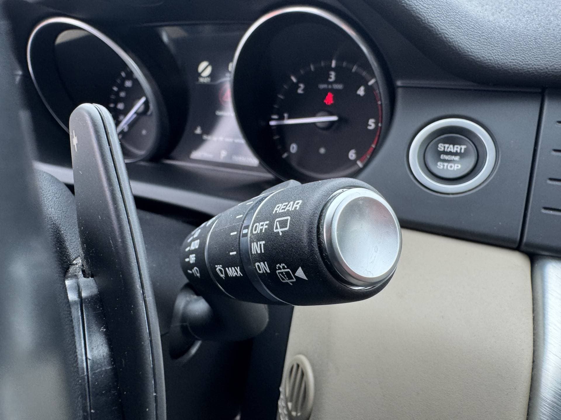 Land Rover Discovery Sport 2.0 TD4 HSE Luxury Automaat thumbnail 7