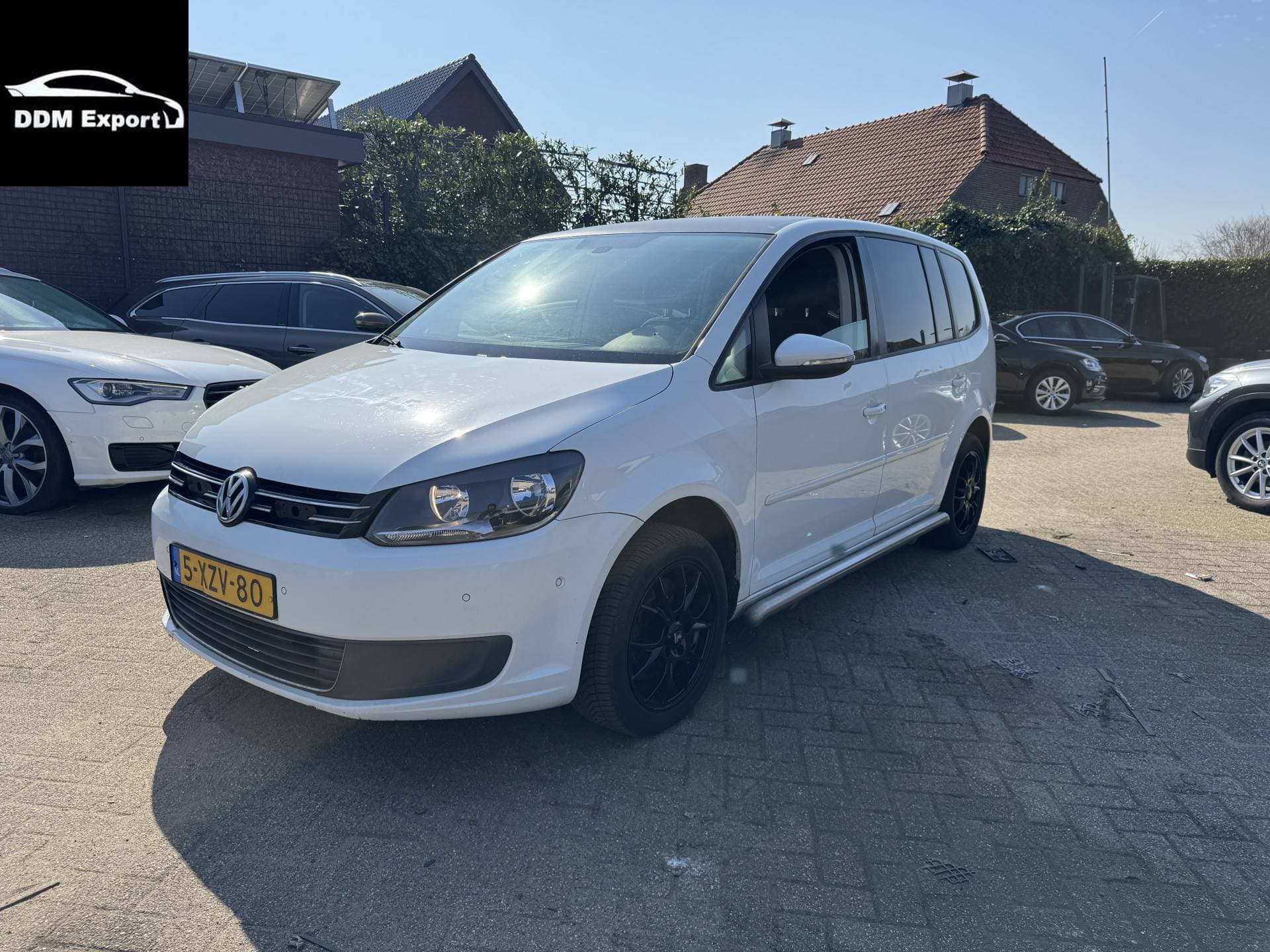 Volkswagen Touran 2.0 TDI Comfortline BlueMotion Automaat thumbnail 2