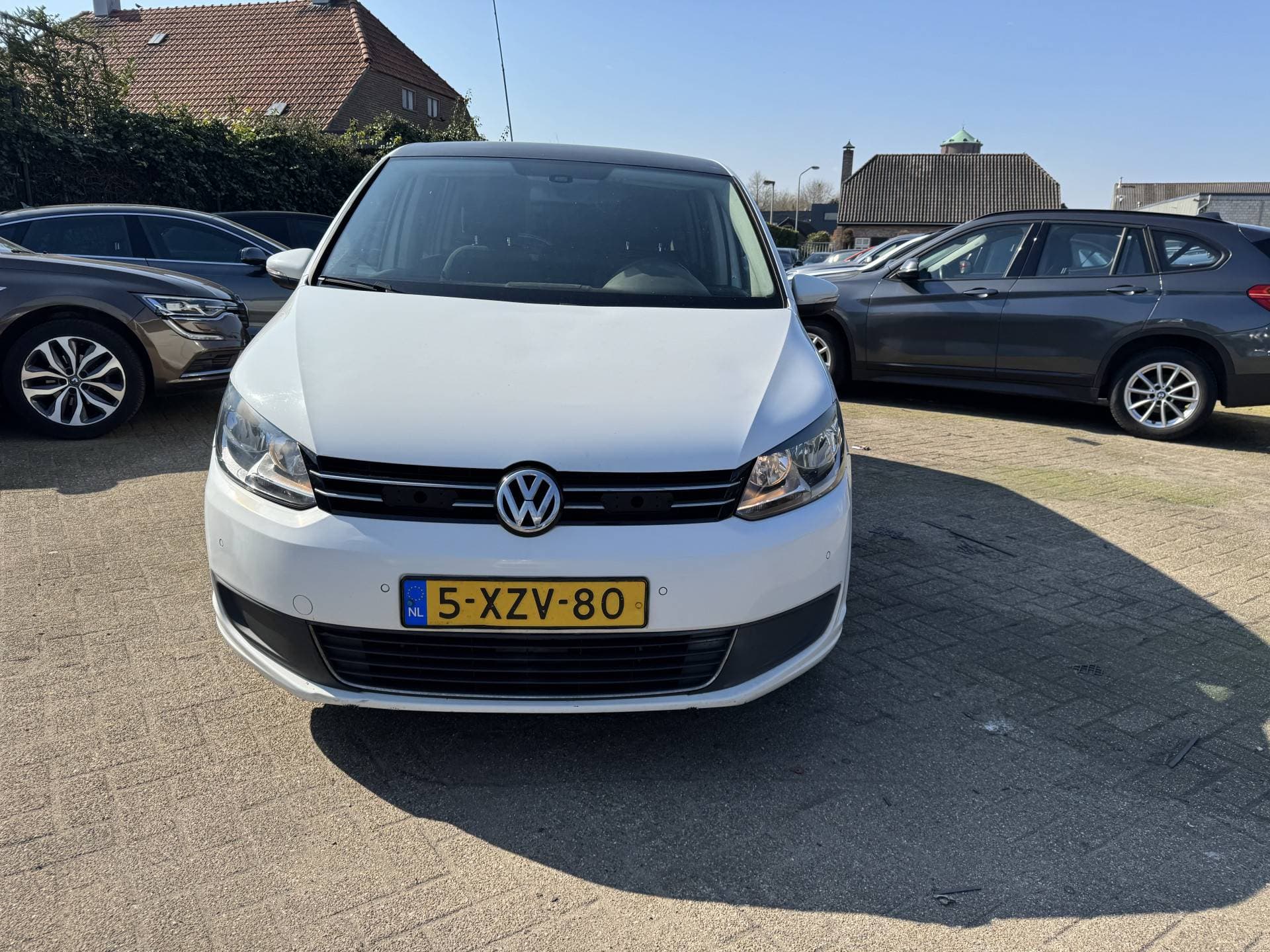 Volkswagen Touran 2.0 TDI Comfortline BlueMotion Automaat thumbnail 4