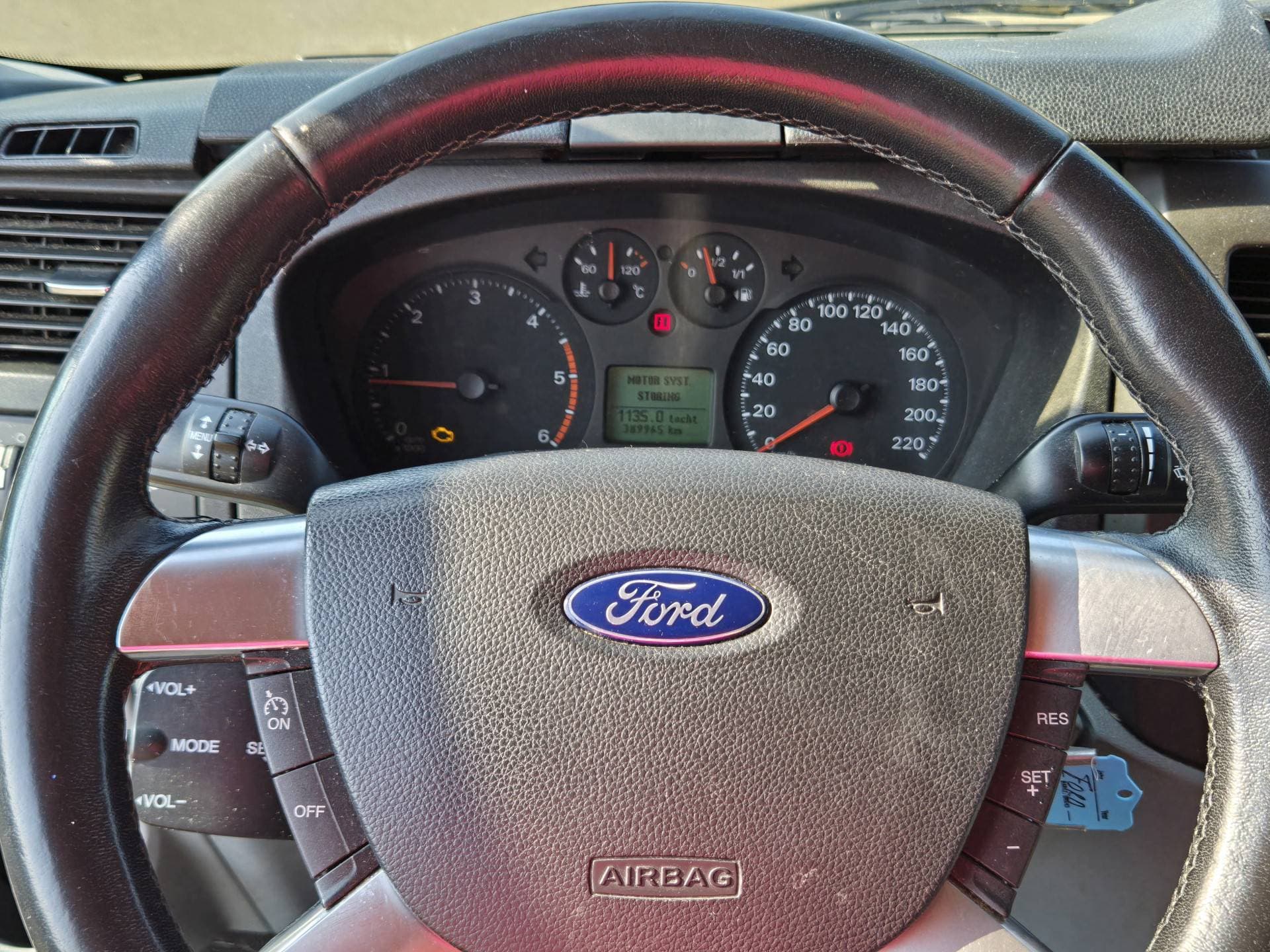 Ford Transit thumbnail 14