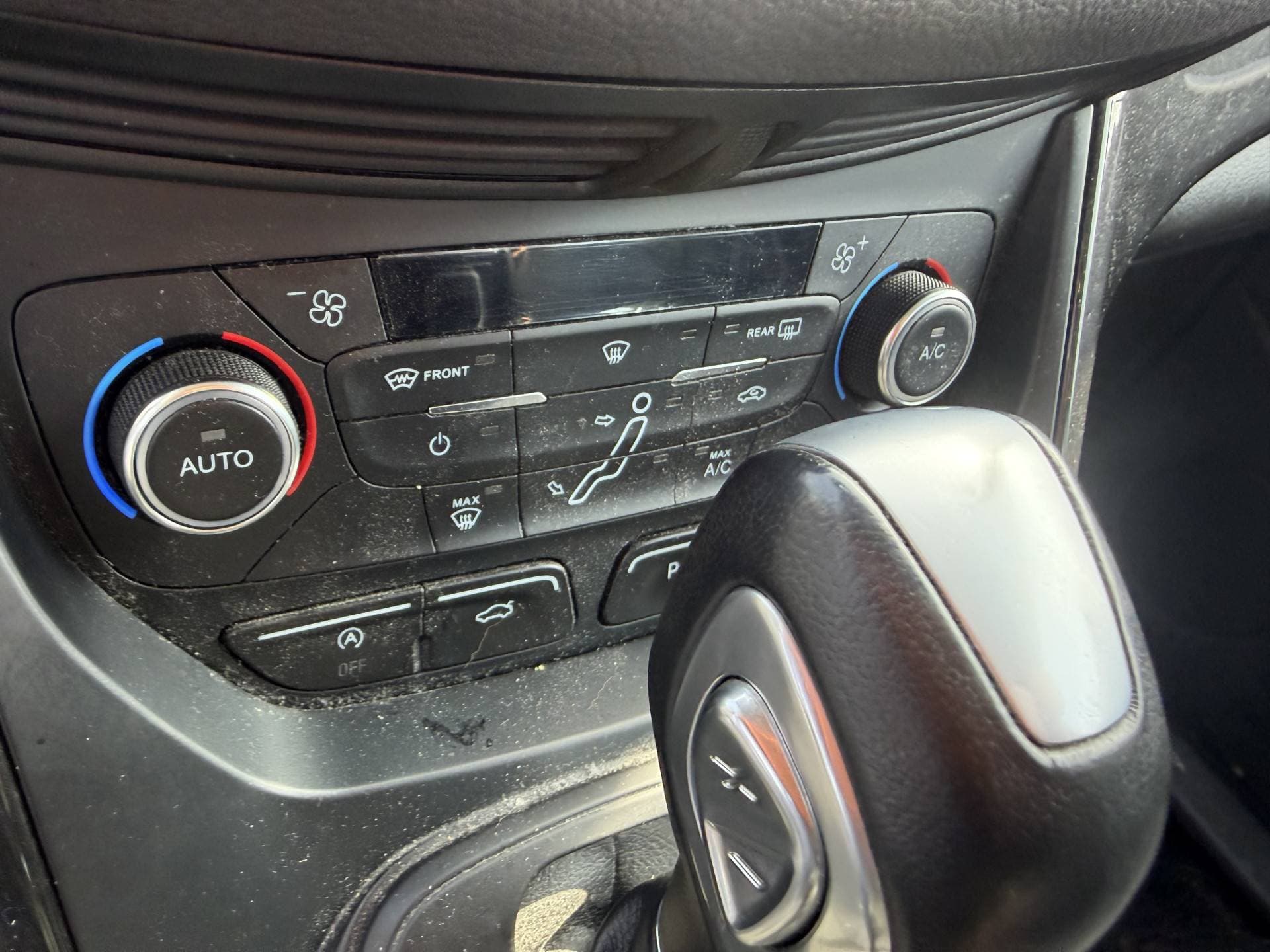 Ford Grand C-Max 1.5 Titanium Automaat thumbnail 9