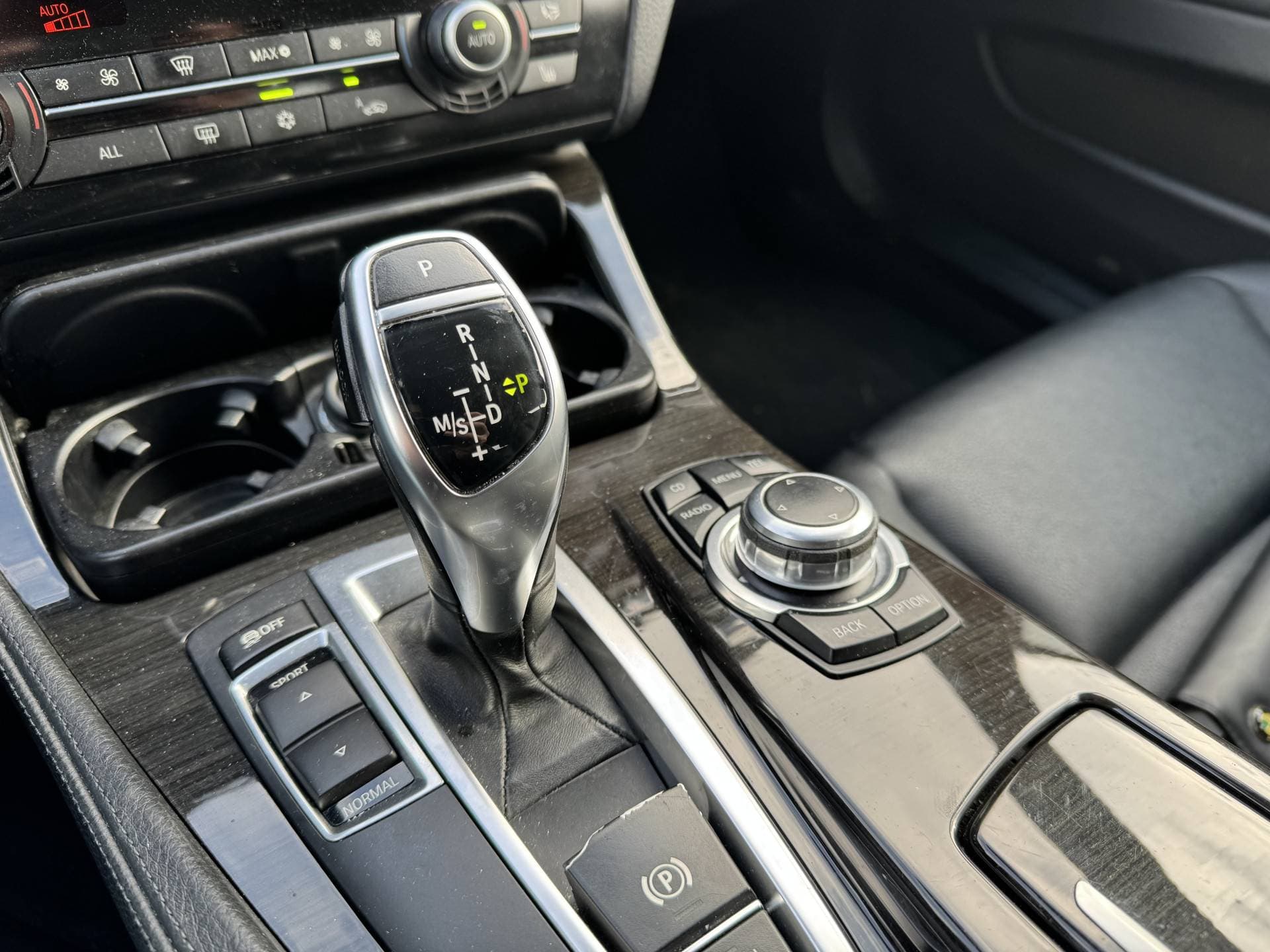 BMW 5 Serie Touring 520d High Executive thumbnail 8