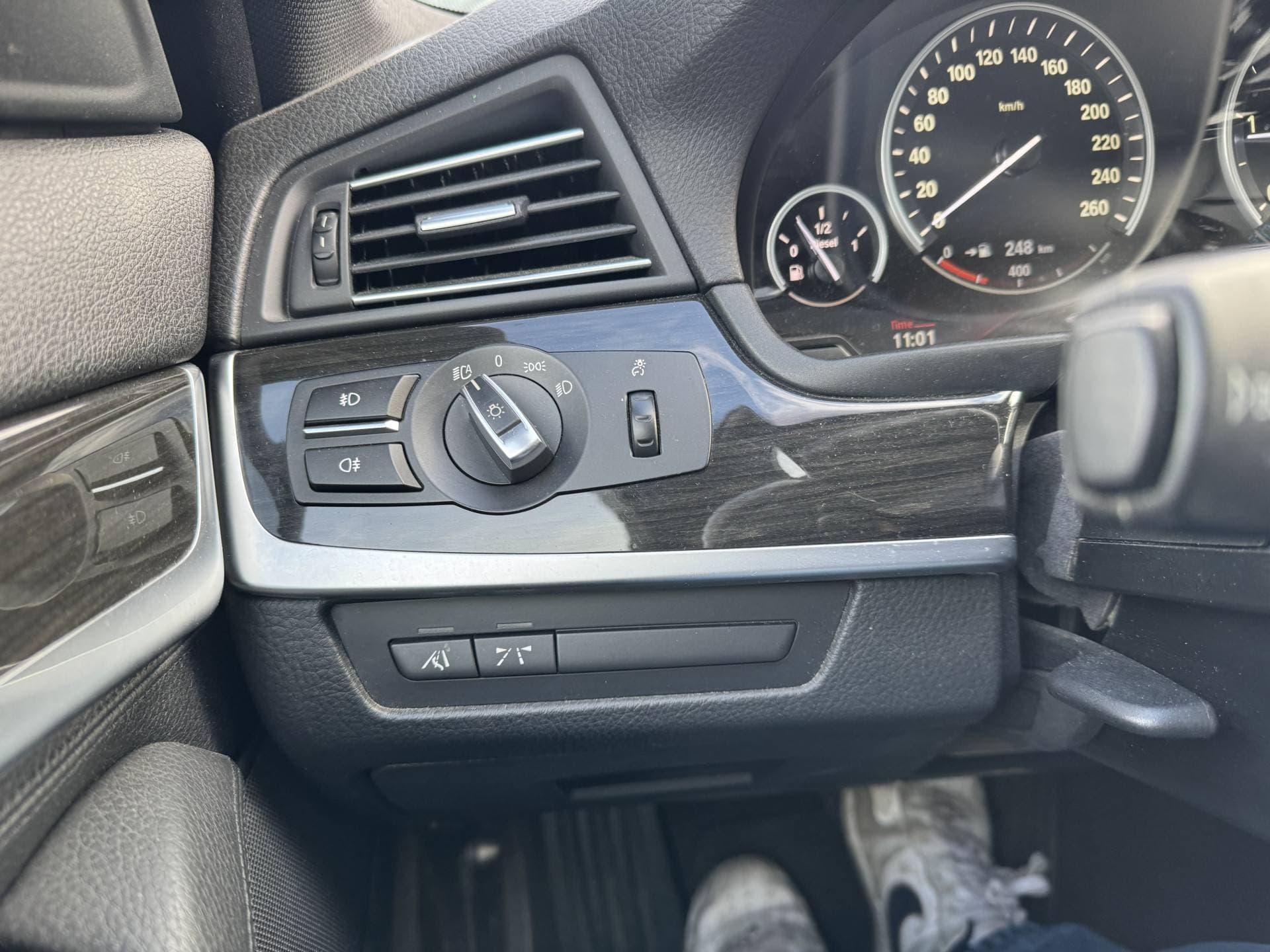 BMW 5 Serie Touring 520d High Executive thumbnail 9