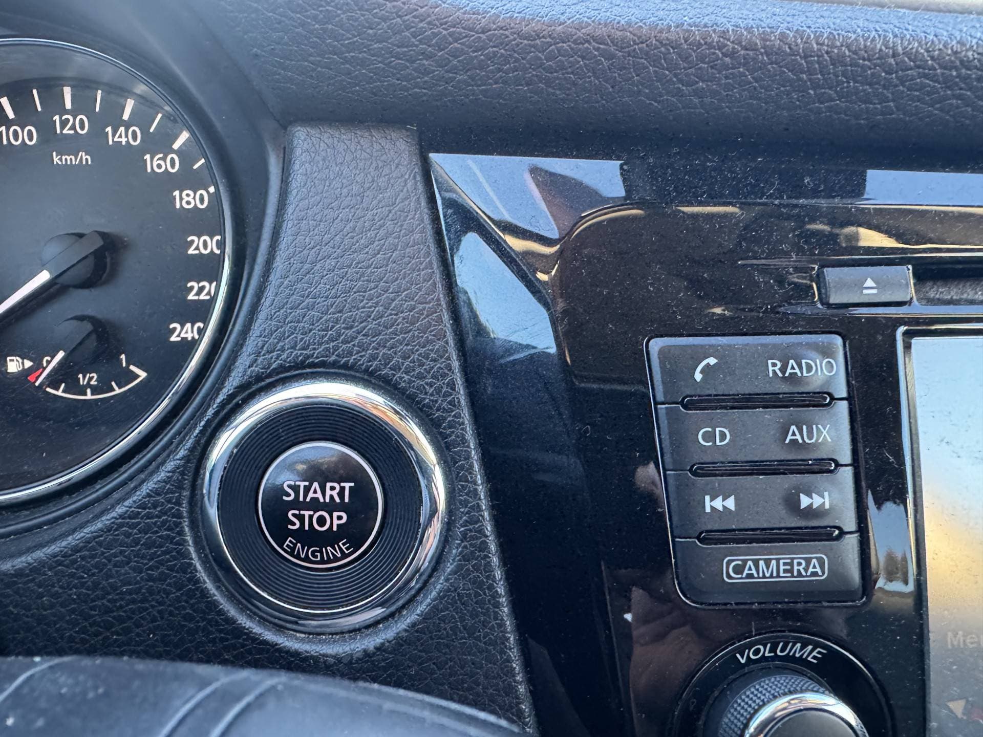 Nissan QASHQAI 1.6 dCi Tekna thumbnail 23