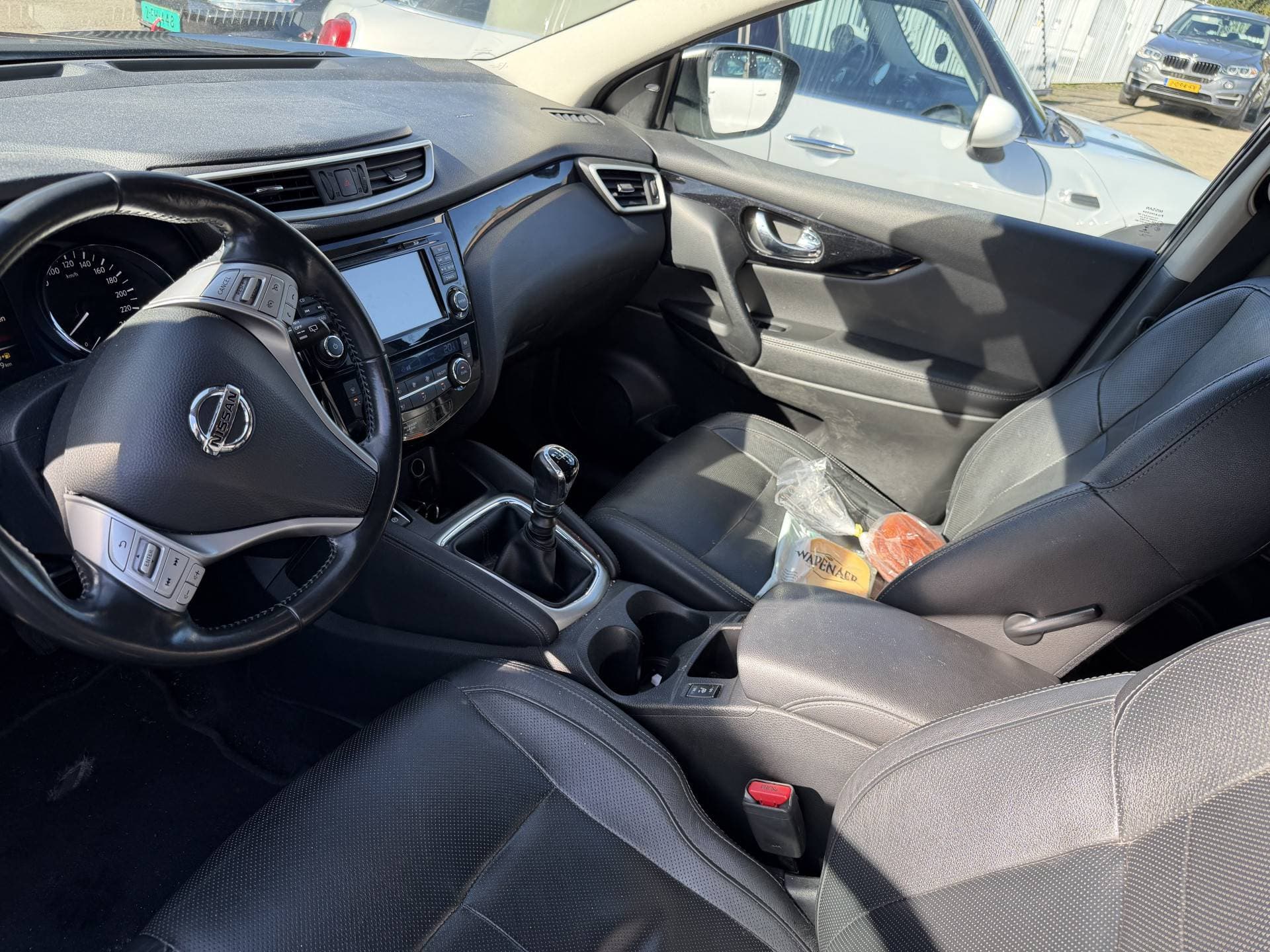 Nissan QASHQAI 1.6 dCi Tekna thumbnail 10