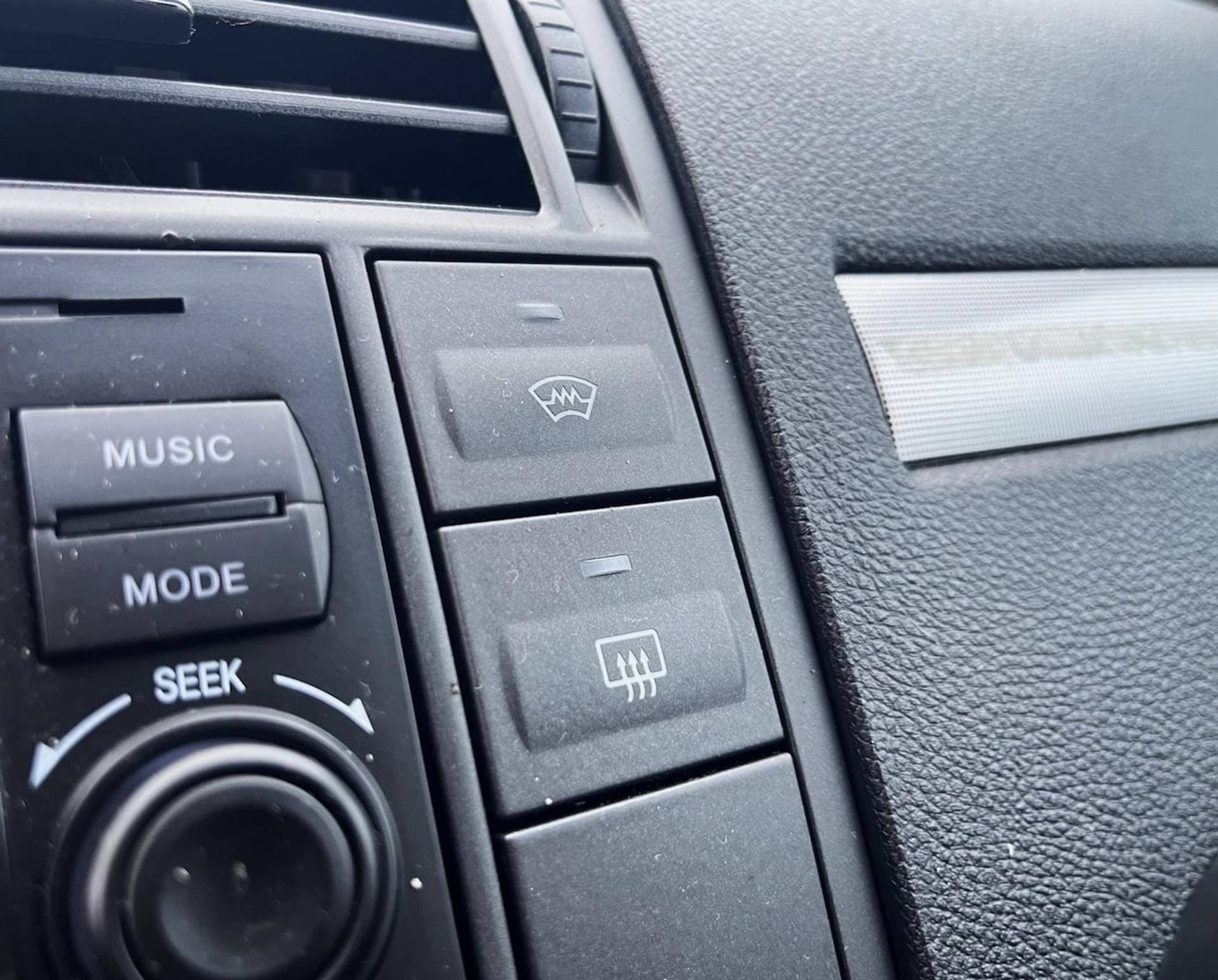 Ford C-MAX thumbnail 21