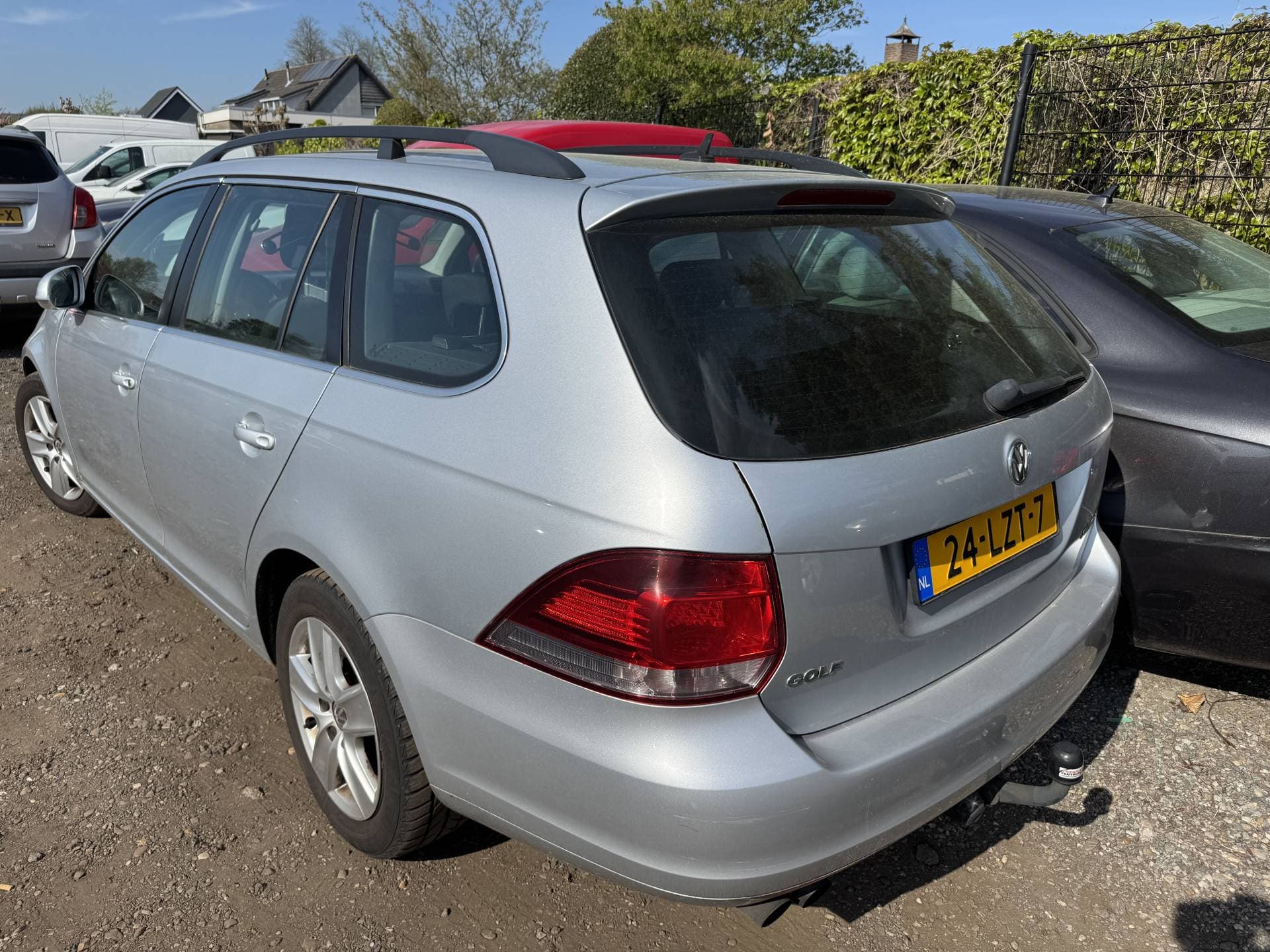 Volkswagen Golf thumbnail 3