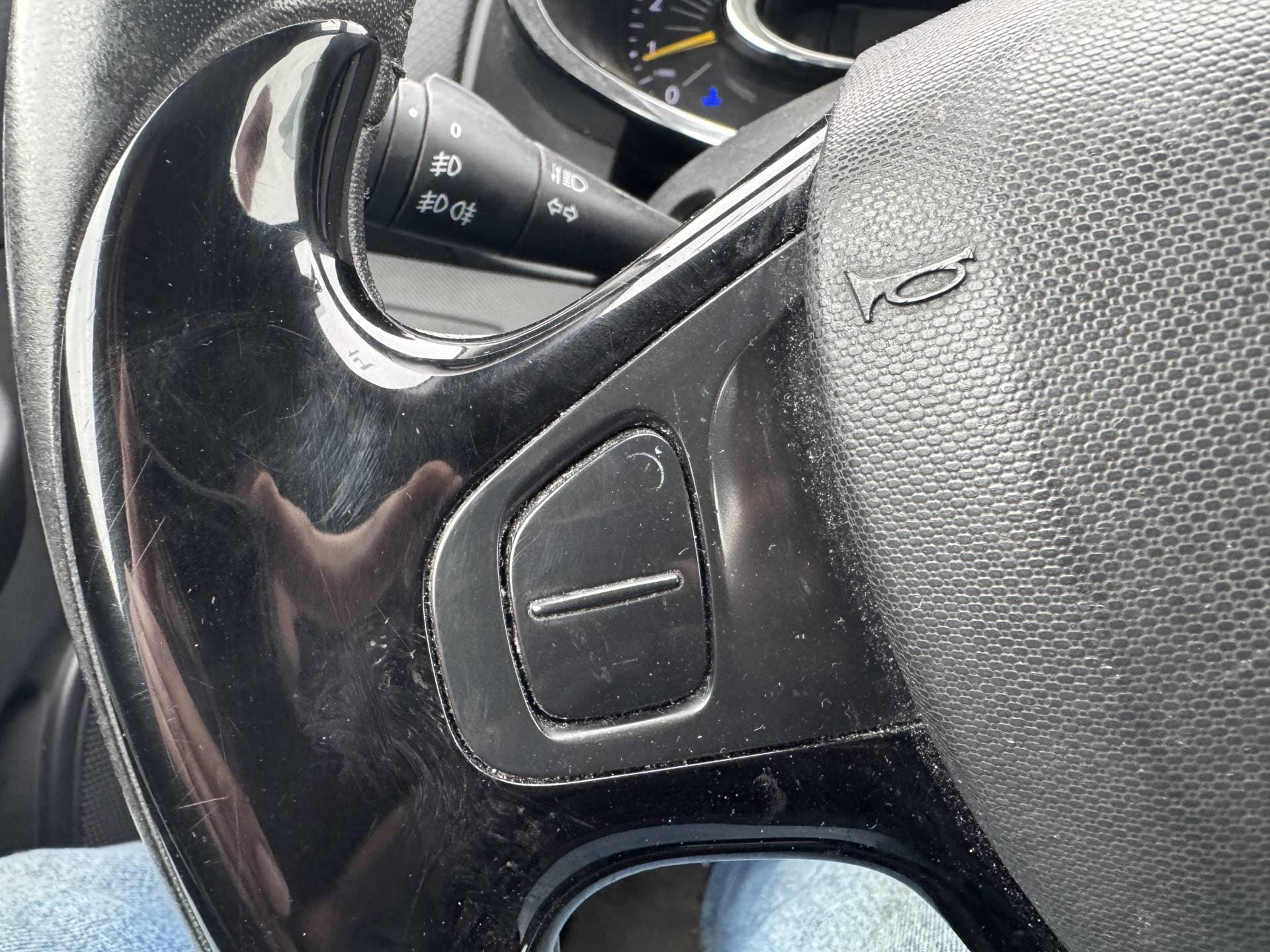 Renault Clio thumbnail 10