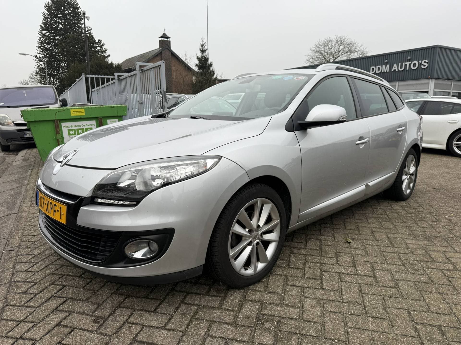 Renault Mégane Estate thumbnail 2