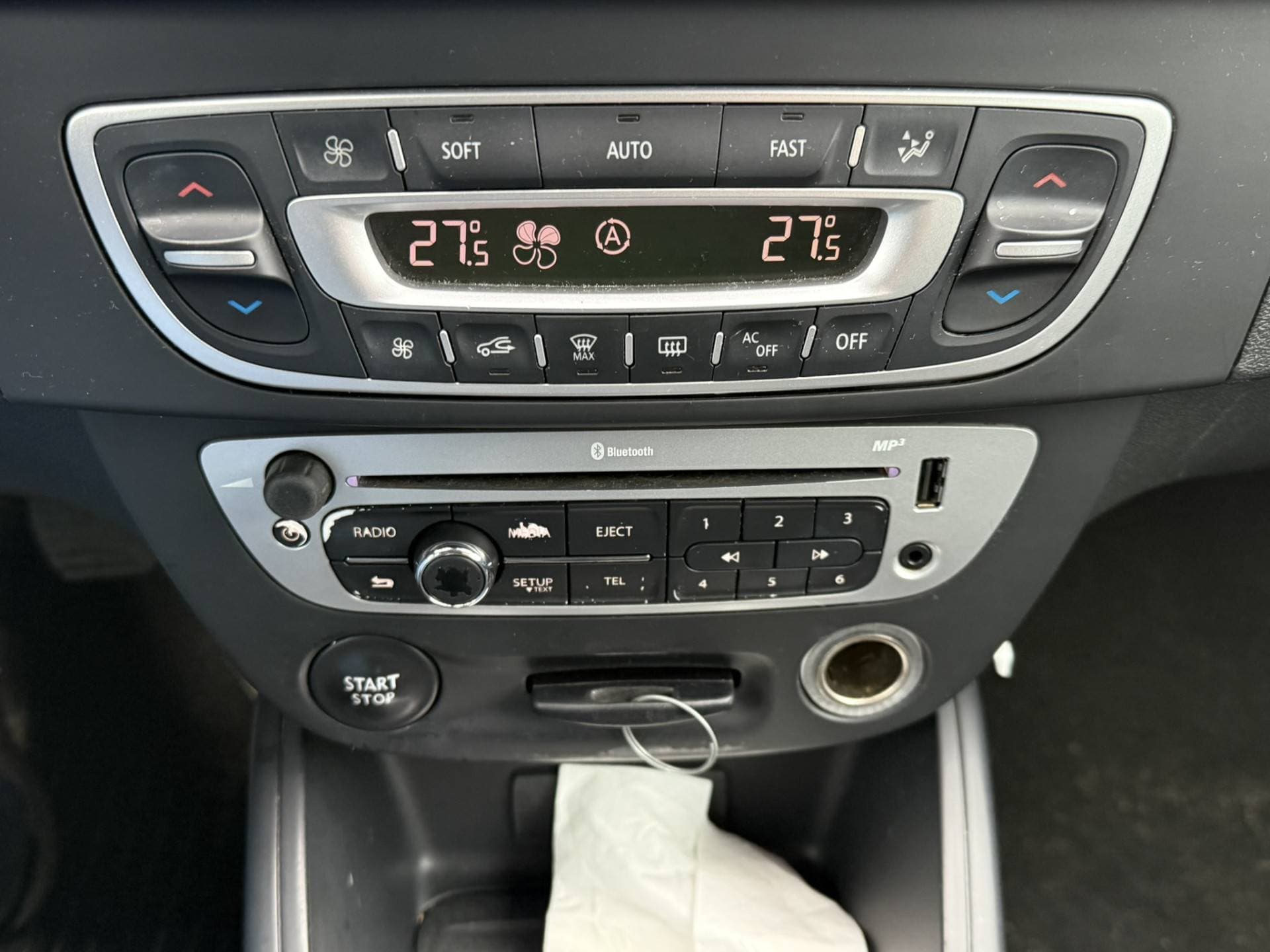 Renault Mégane Estate thumbnail 13