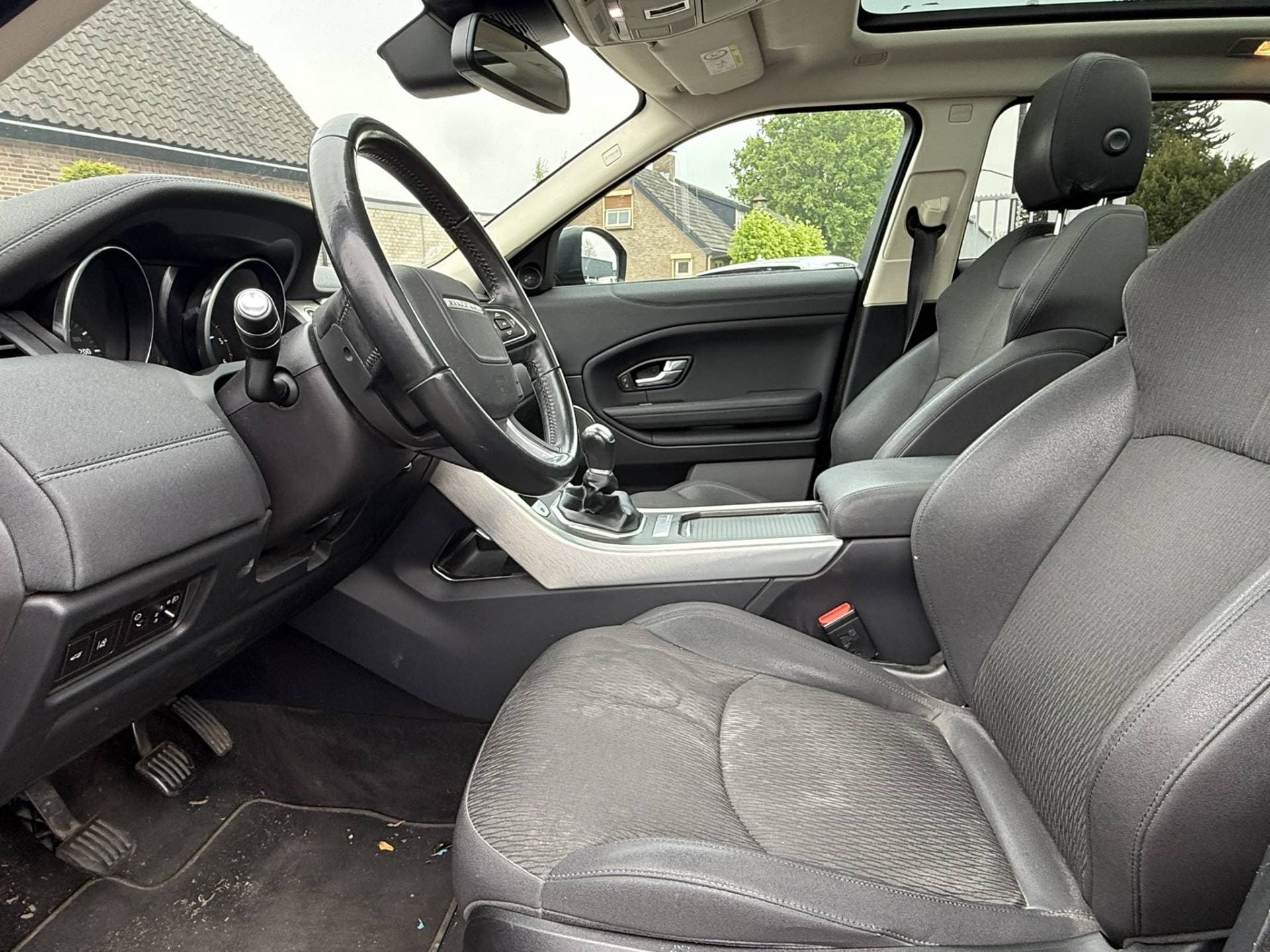 Land Rover Range Rover Evoque thumbnail 13