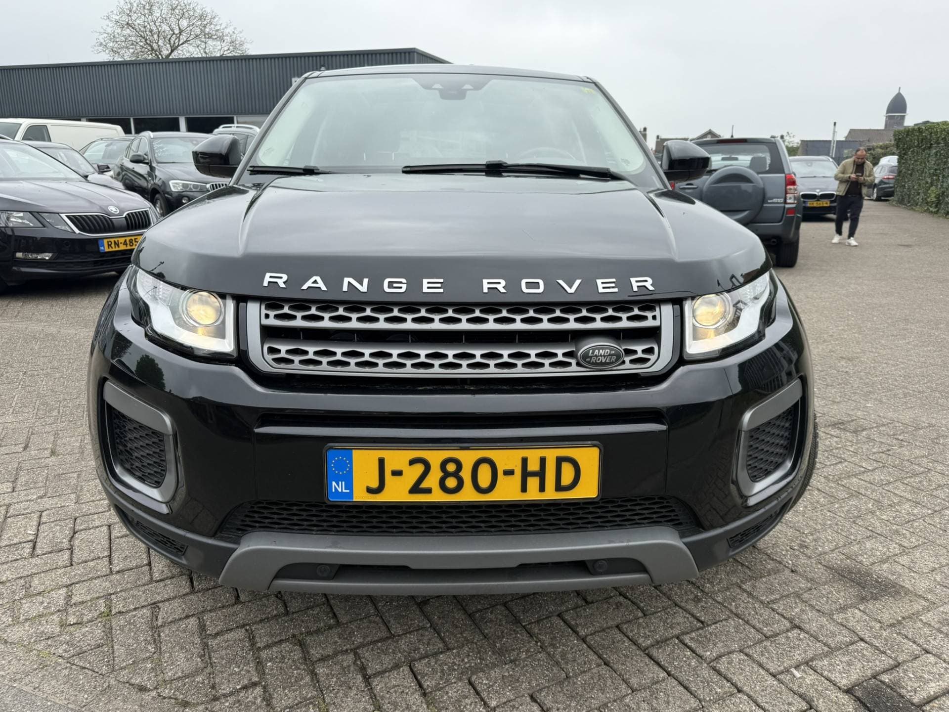 Land Rover Range Rover Evoque thumbnail 3