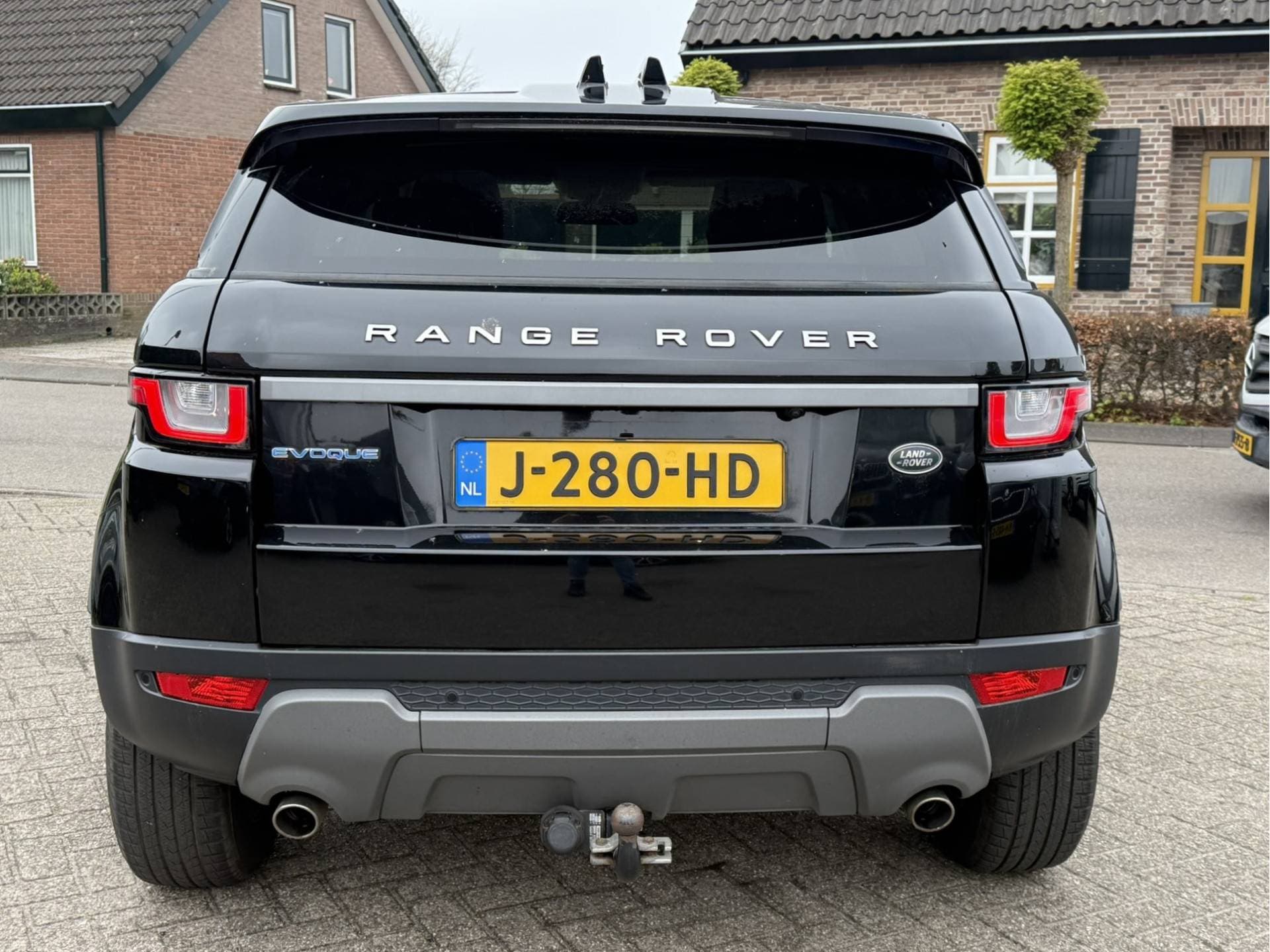 Land Rover Range Rover Evoque thumbnail 6