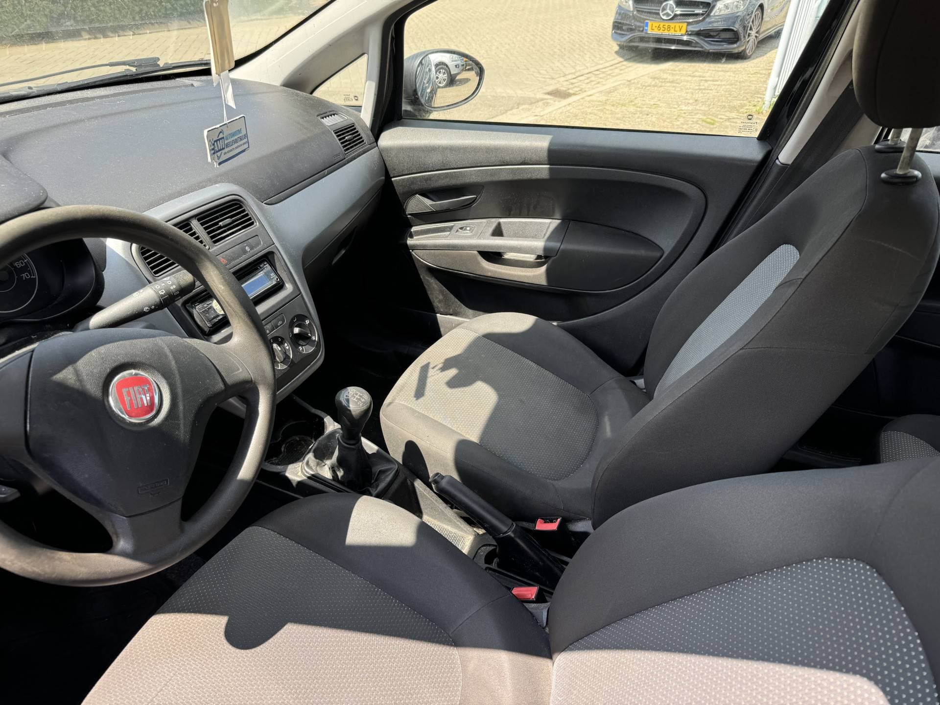 Fiat Punto thumbnail 2