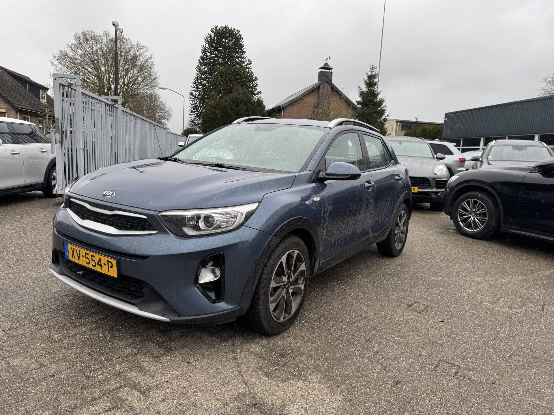 Kia Stonic thumbnail 2