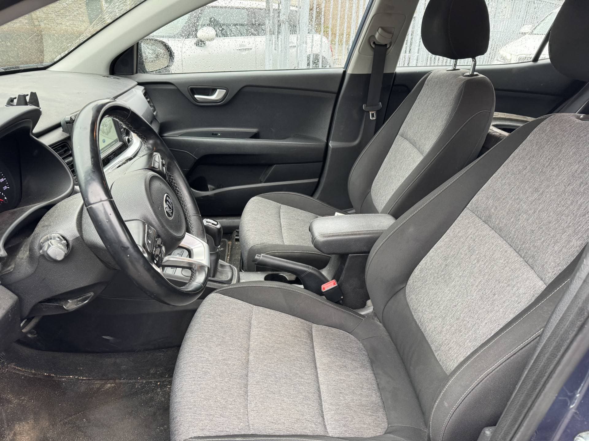 Kia Stonic thumbnail 8