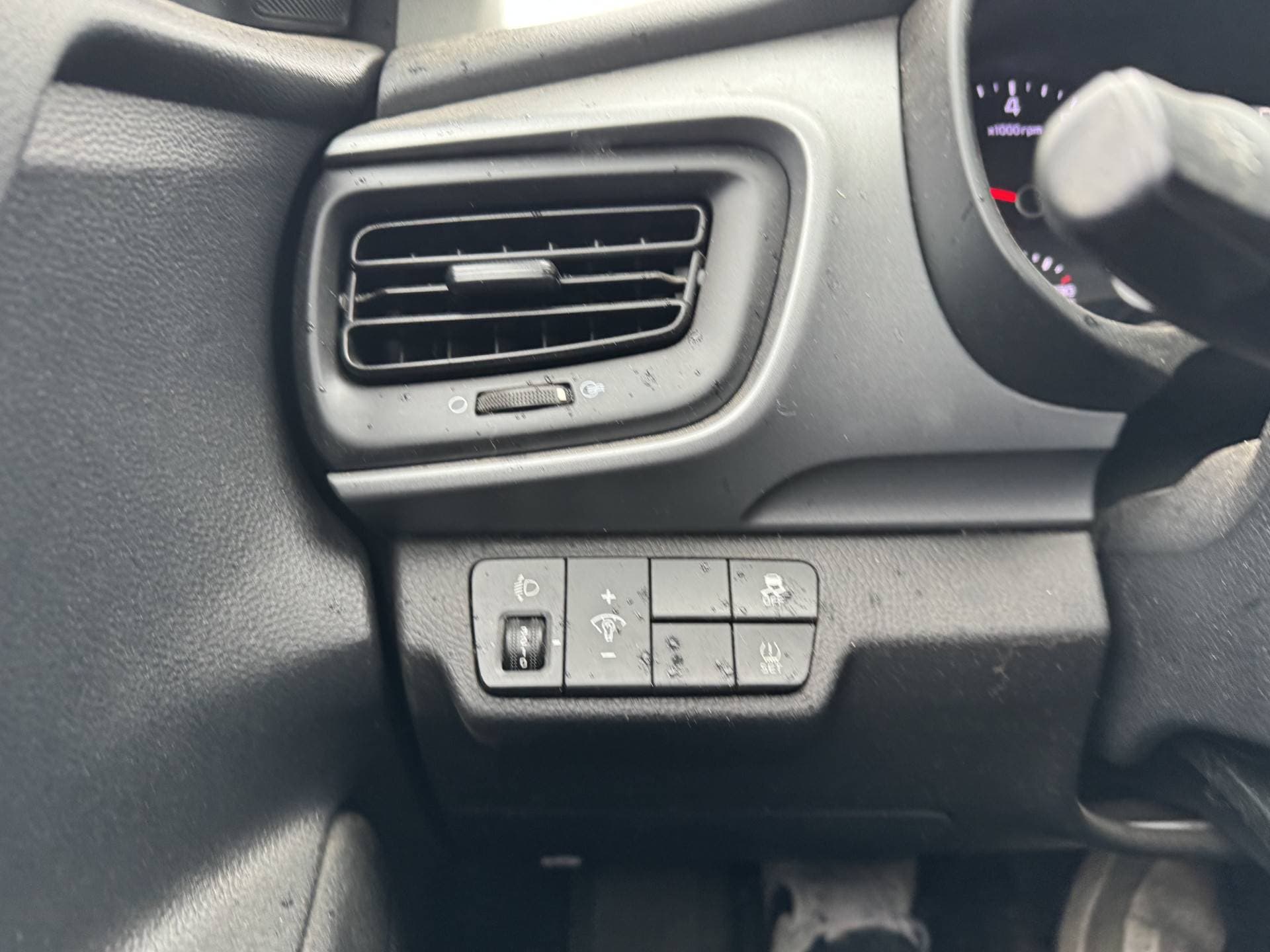 Kia Stonic thumbnail 10