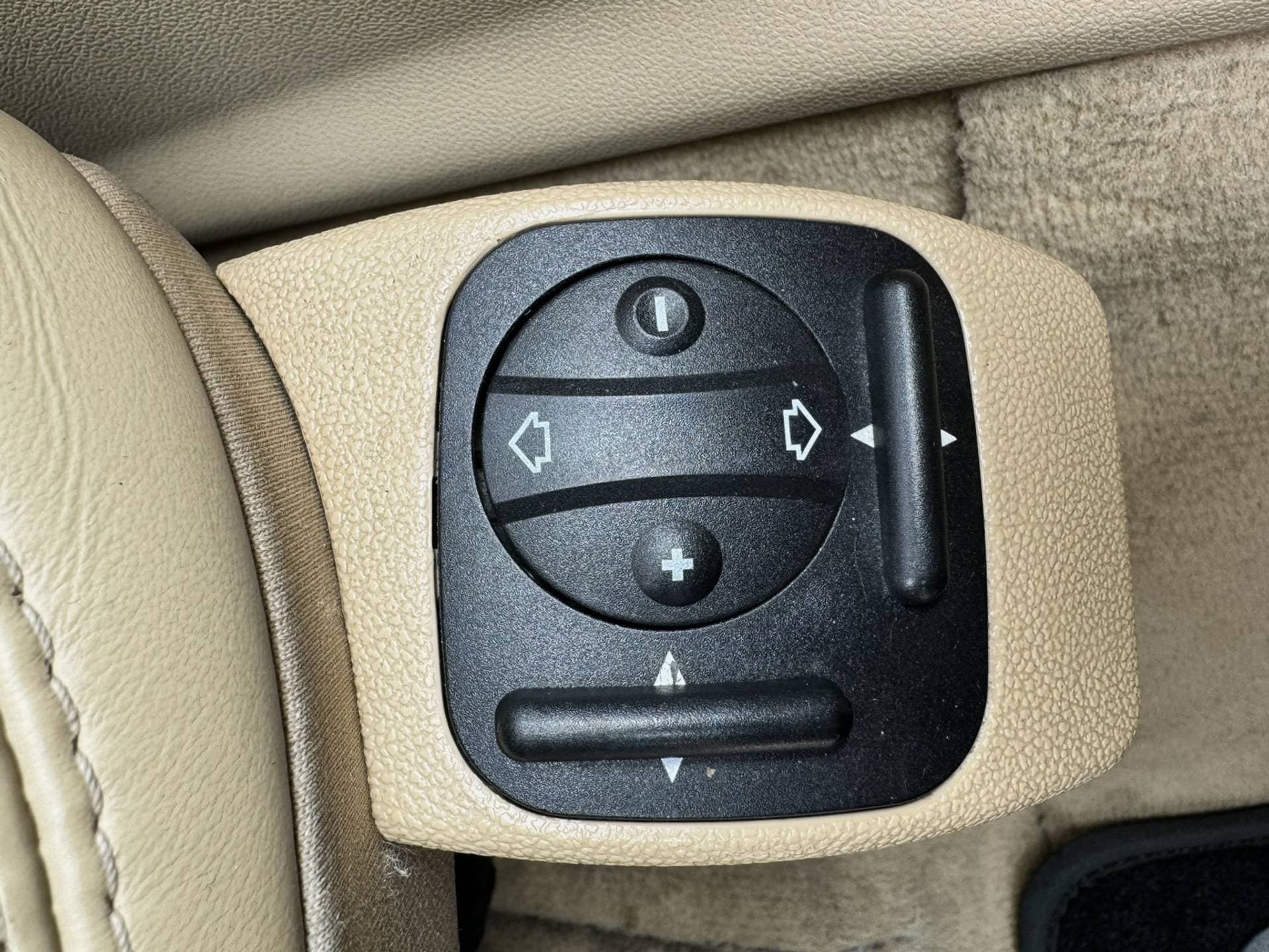 Mercedes-Benz GL thumbnail 13