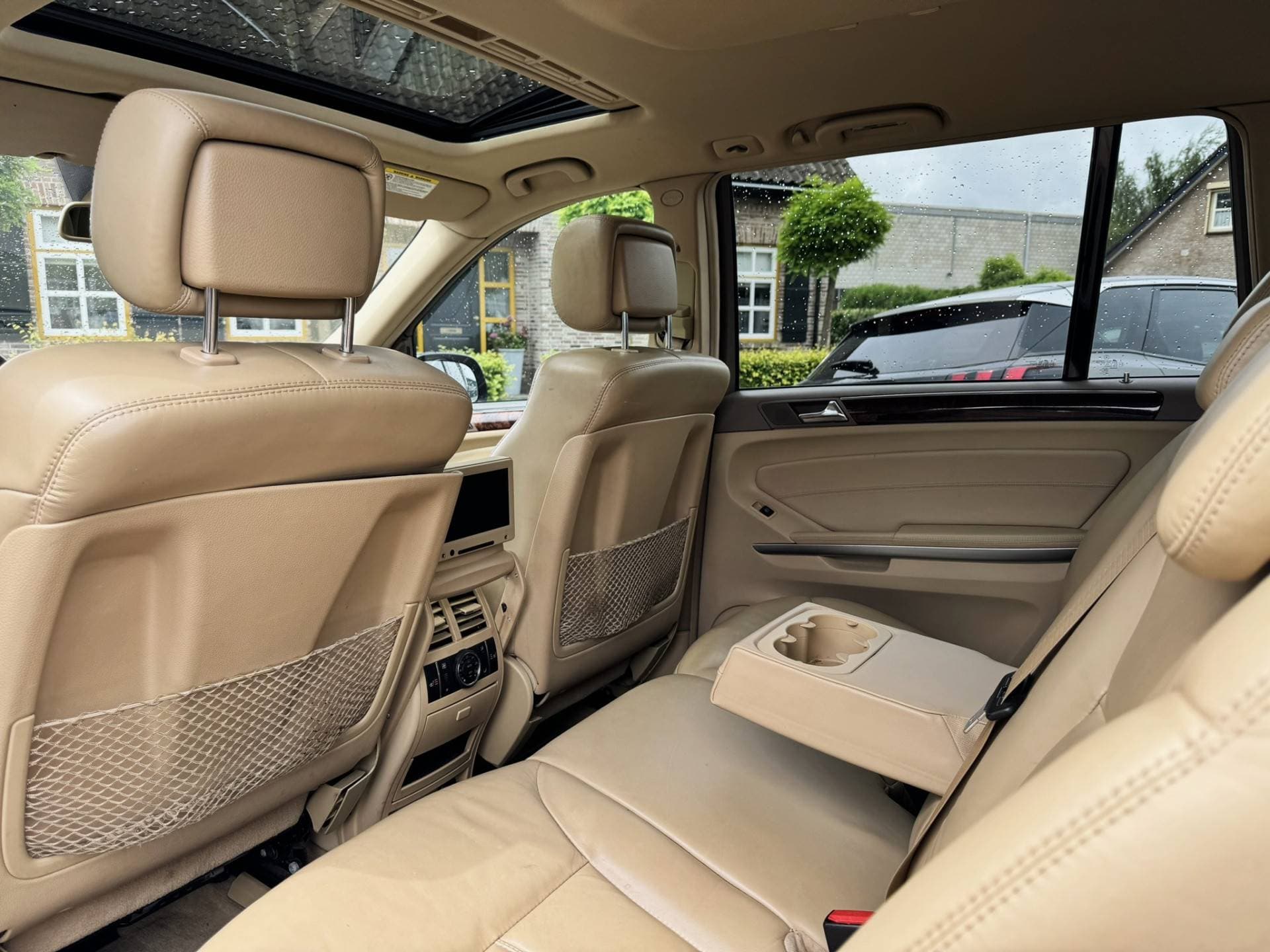 Mercedes-Benz GL thumbnail 23