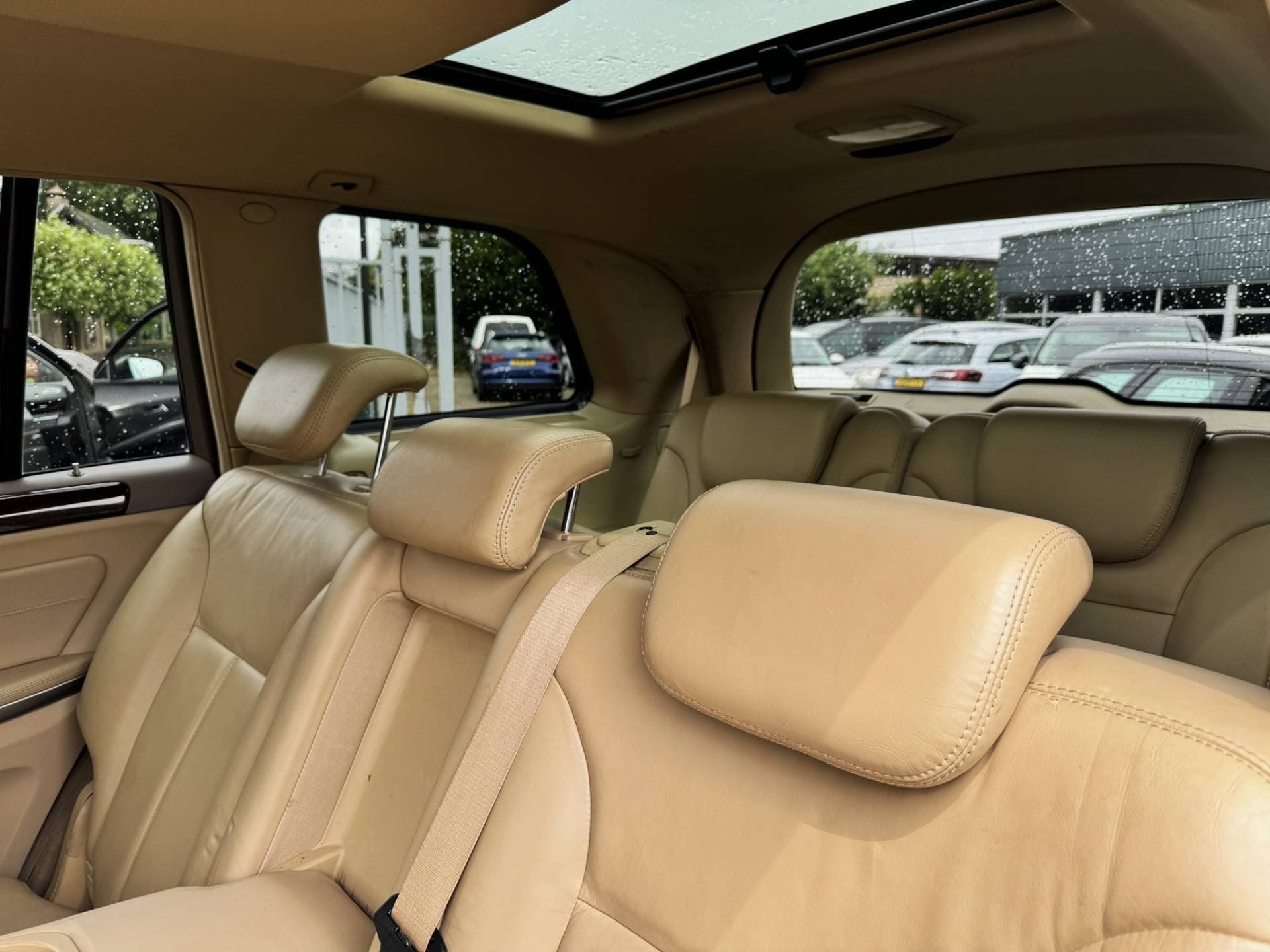 Mercedes-Benz GL thumbnail 24