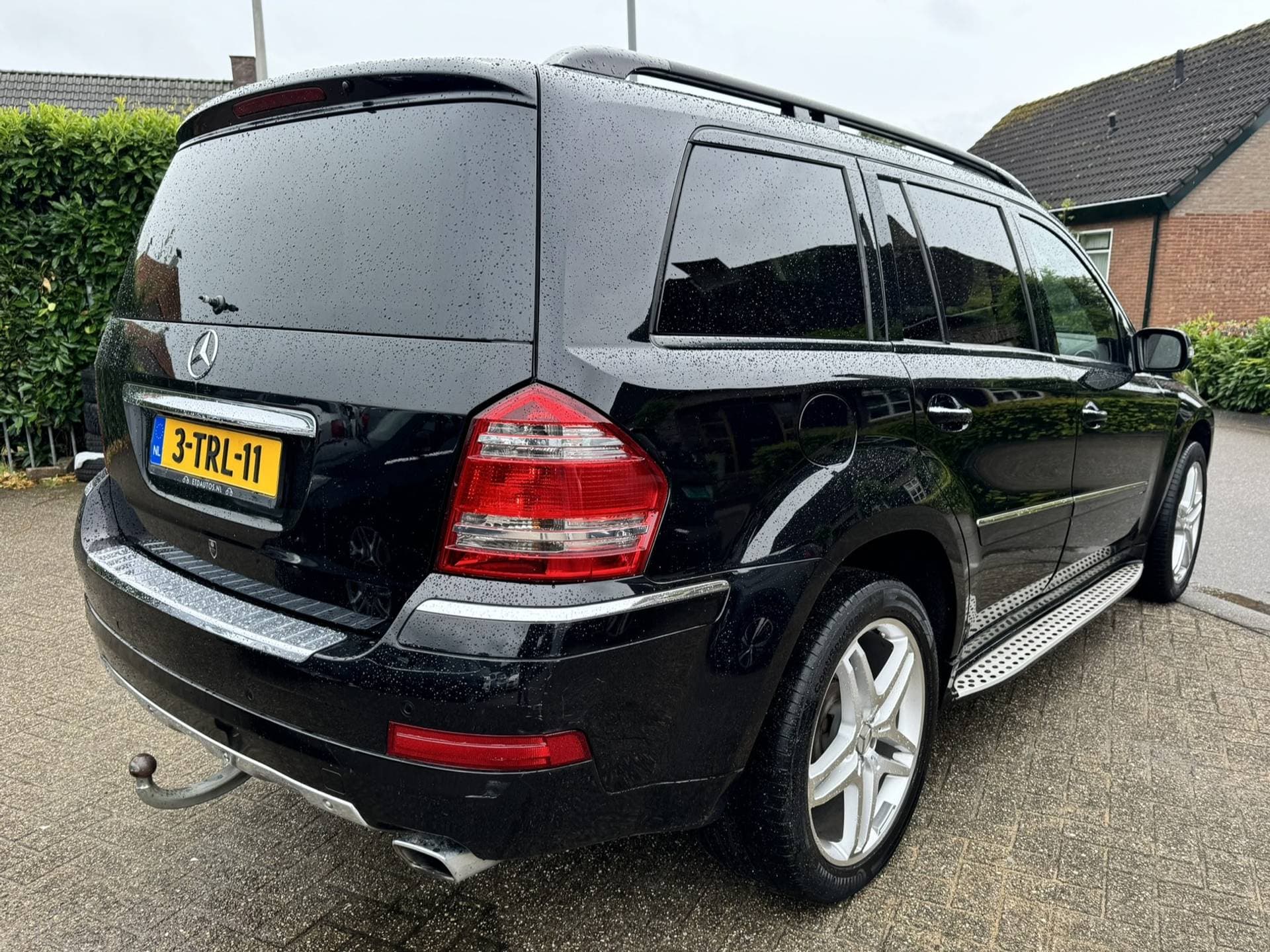 Mercedes-Benz GL thumbnail 9