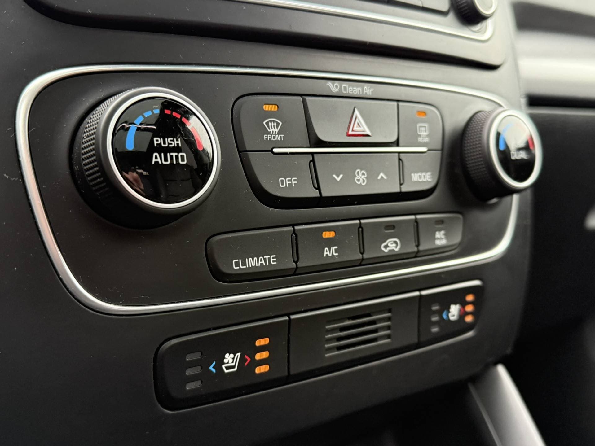 Kia Sorento thumbnail 23