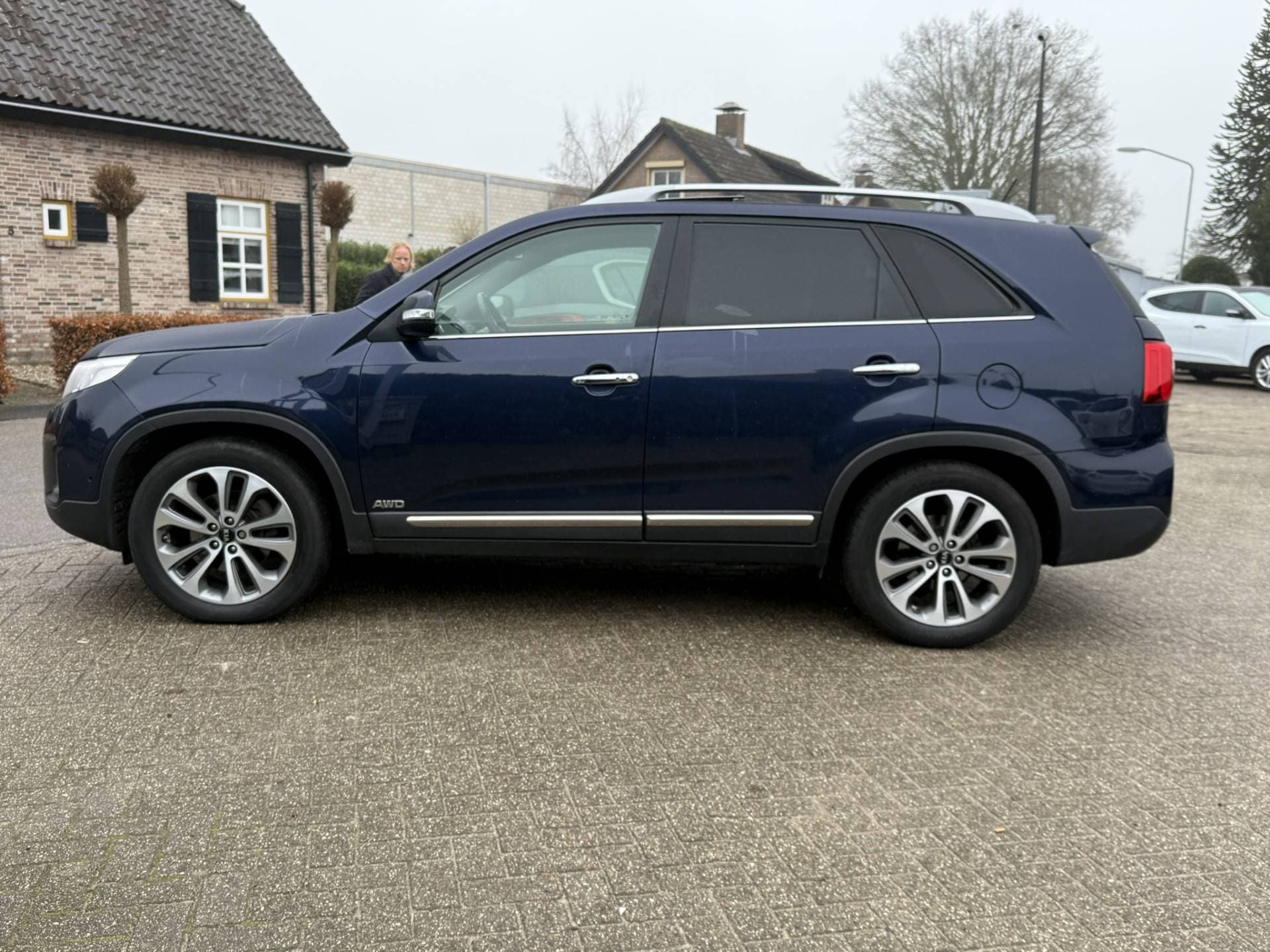 Kia Sorento thumbnail 4